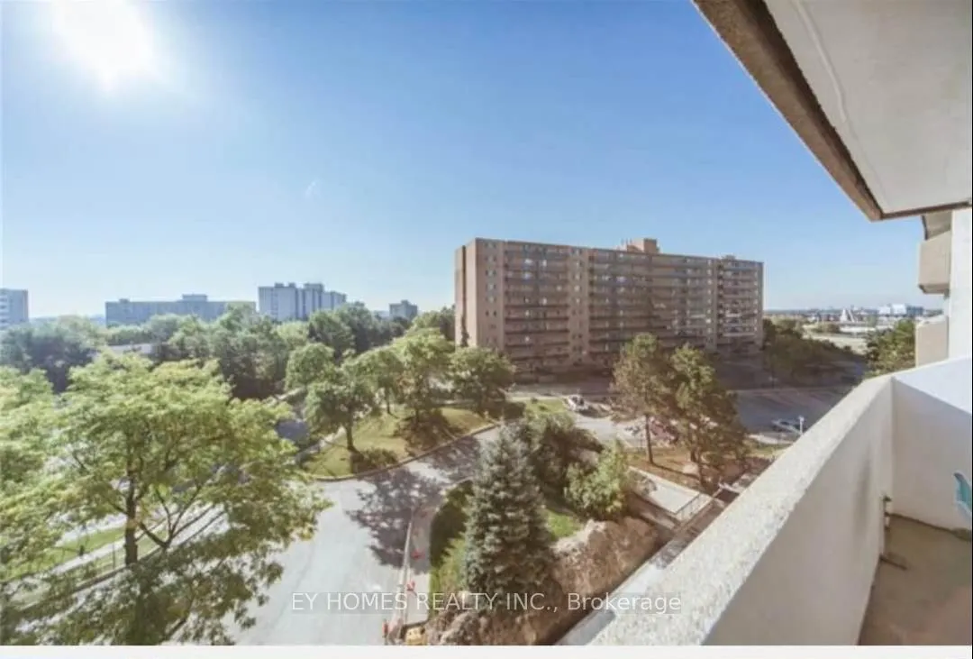 120 Dundalk Drive, #606