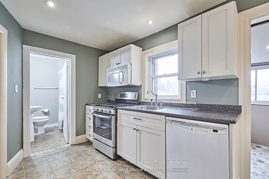 33 Mclaughlin Boulevard