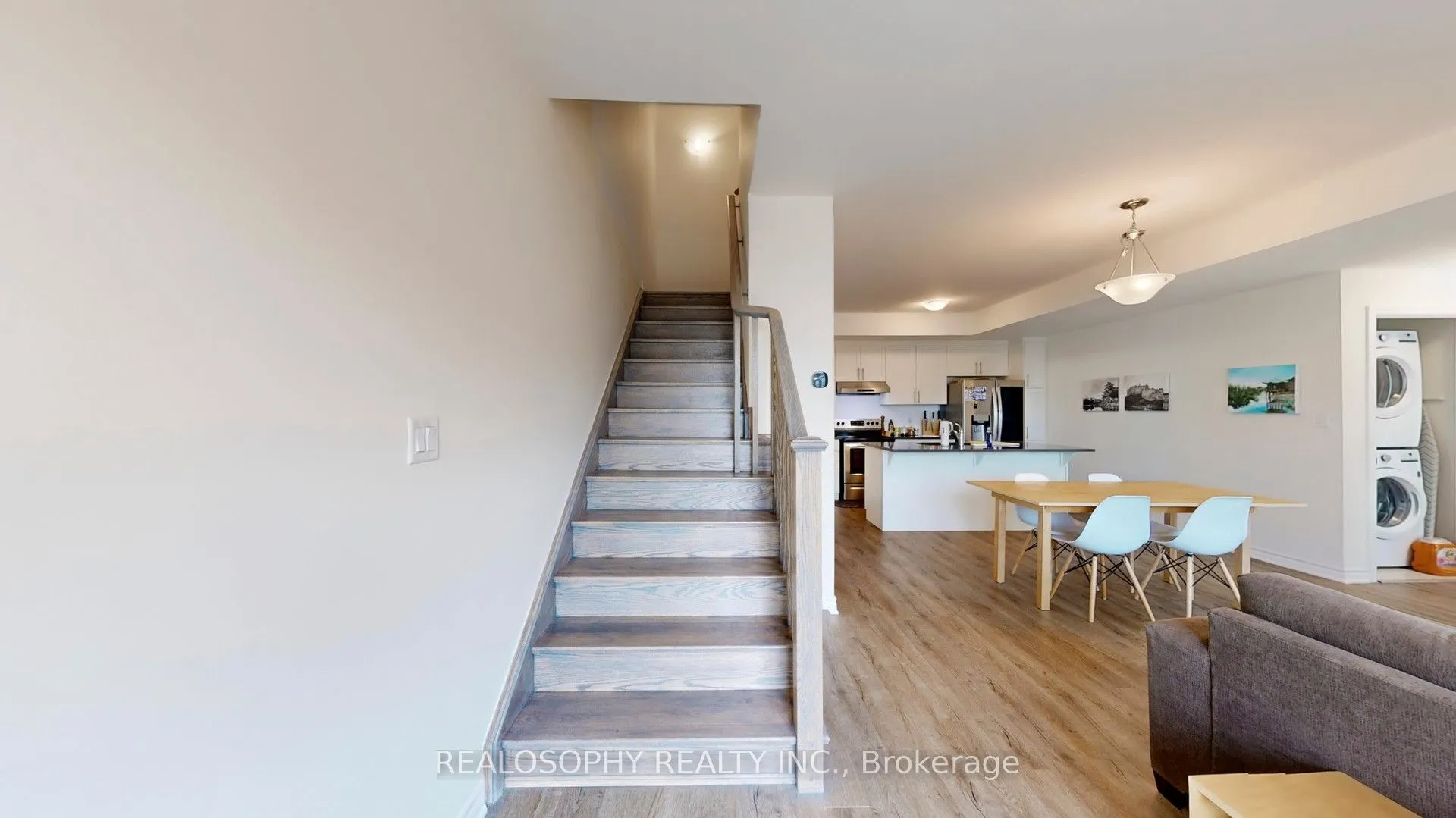 211 1034 Relection Place, #211