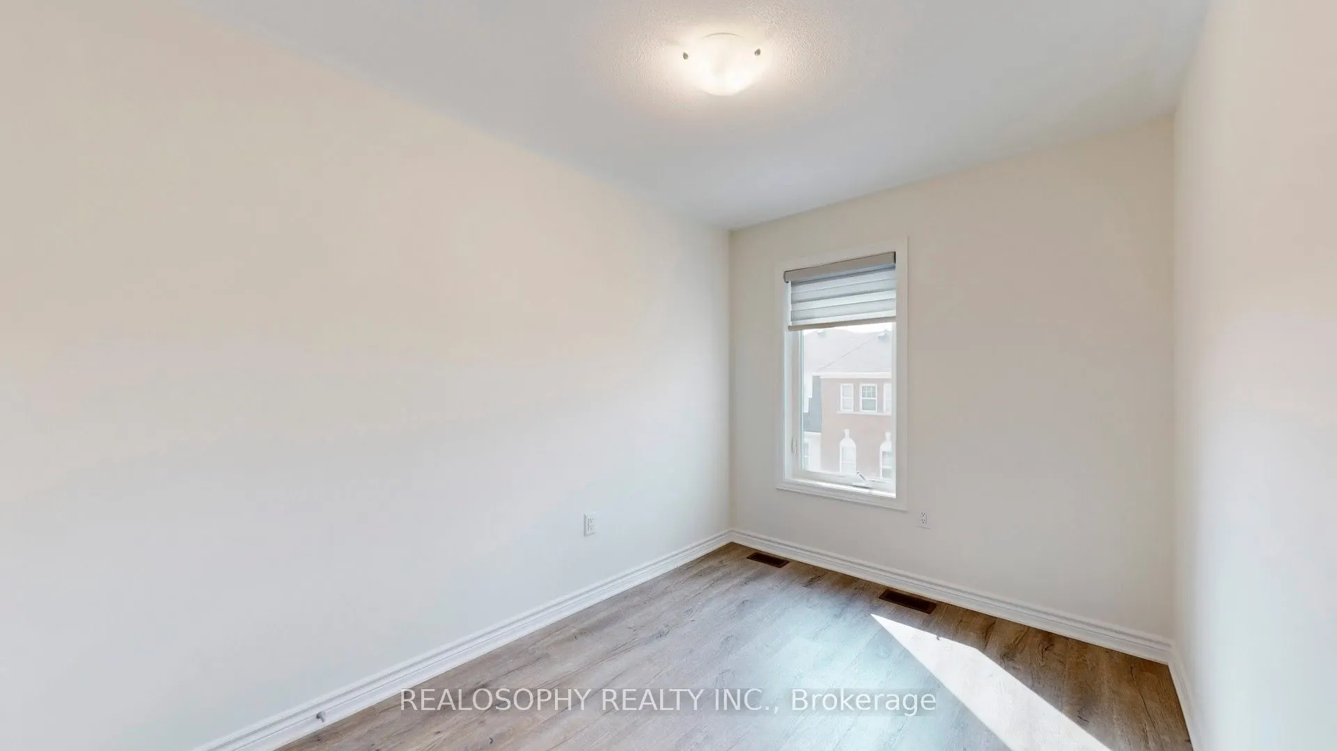 211 1034 Relection Place, #211