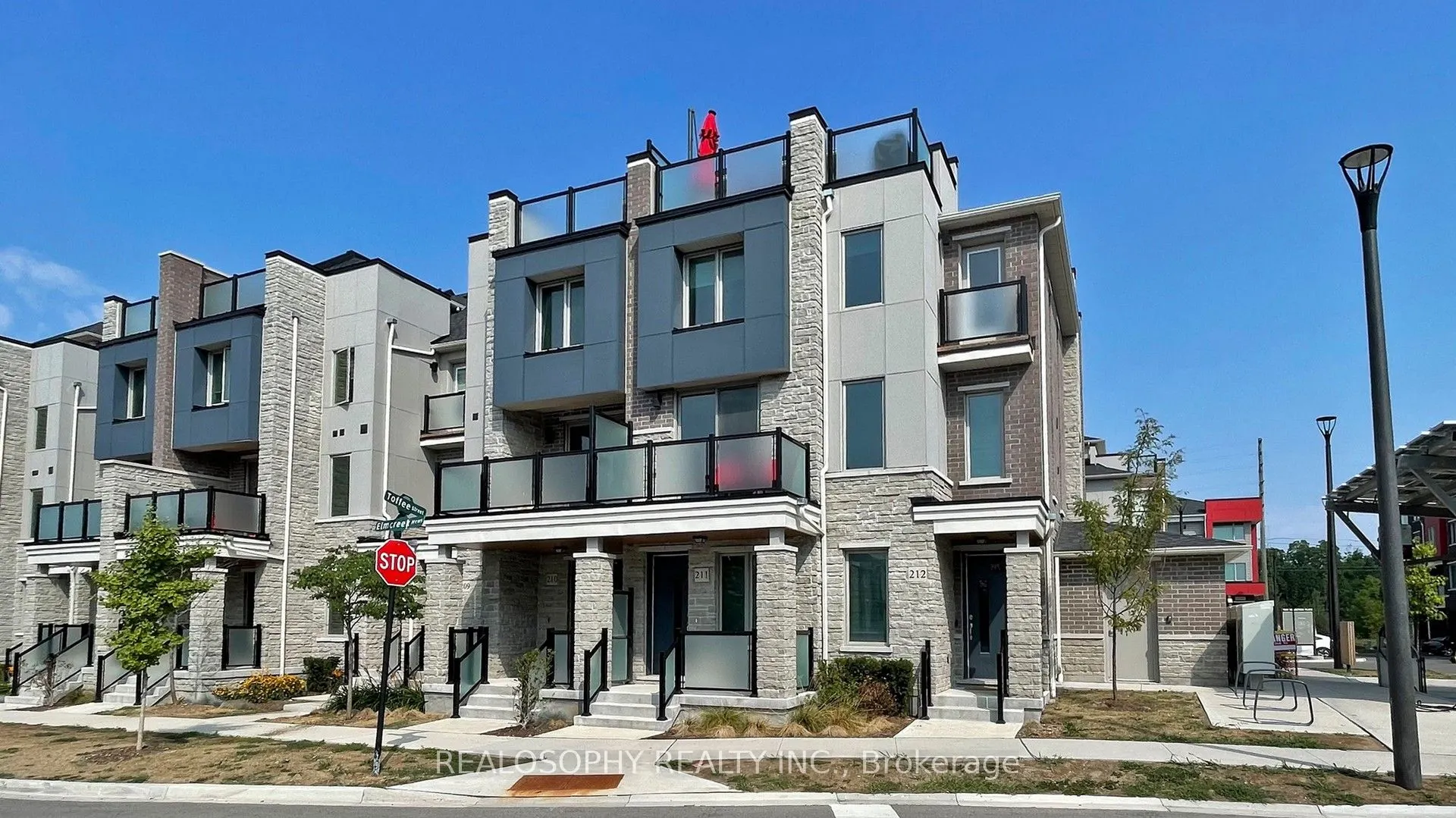 211 1034 Relection Place, #211