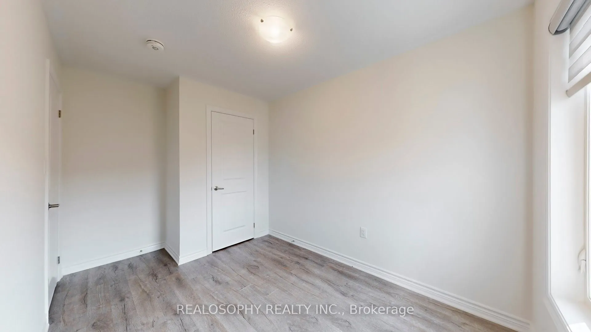 211 1034 Relection Place, #211