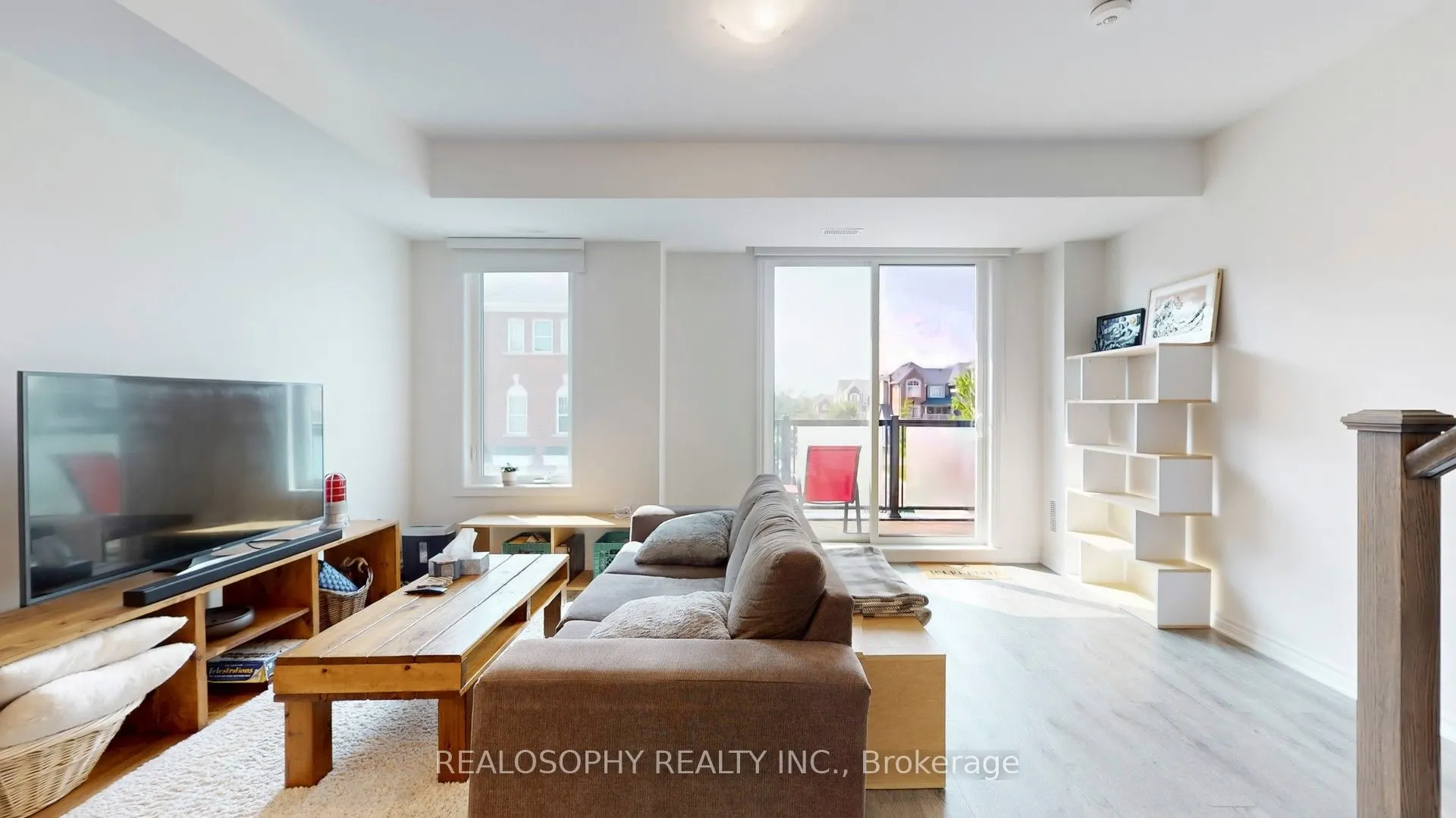211 1034 Relection Place, #211