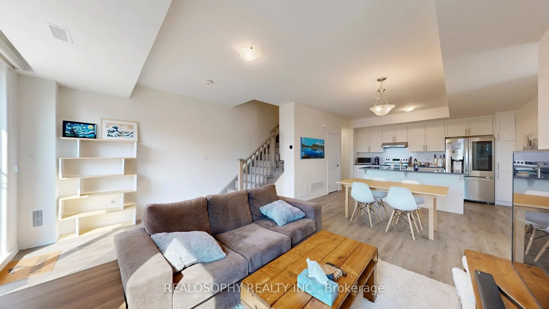 211 1034 Relection Place, #211
