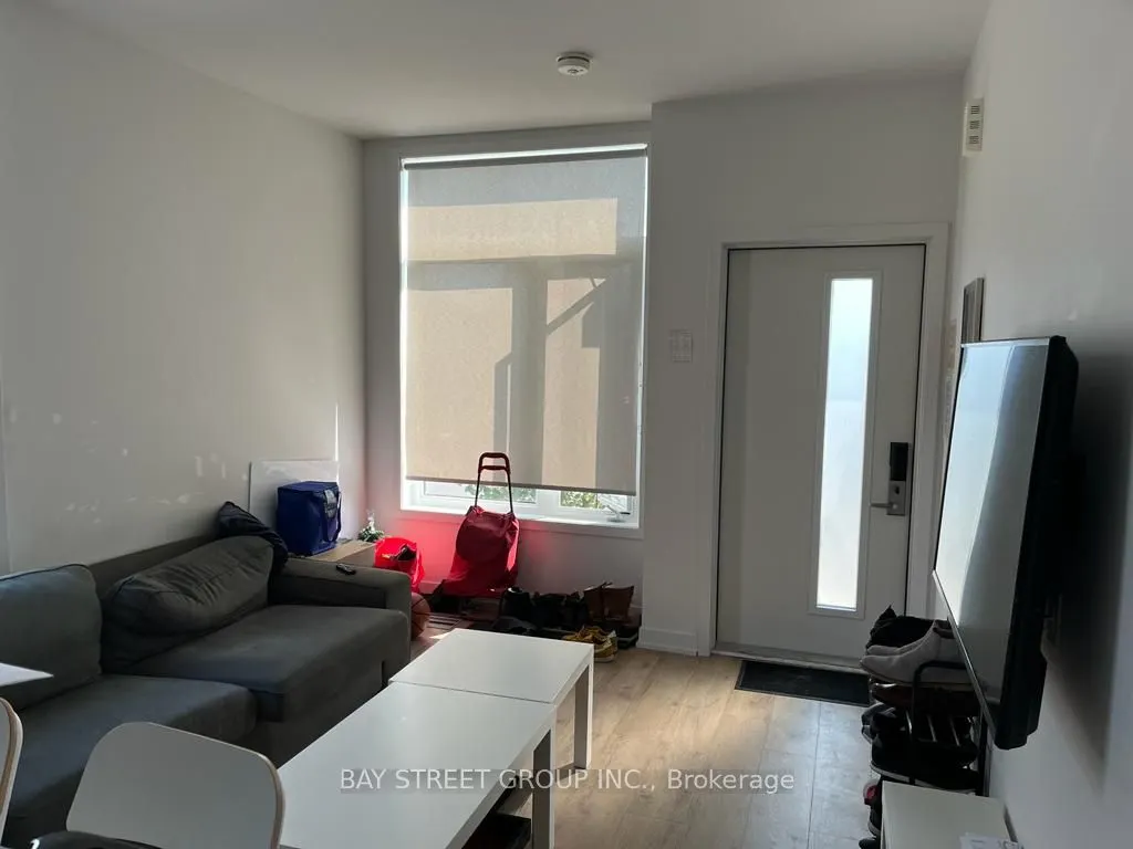 1760 Simcoe Street N, #96B