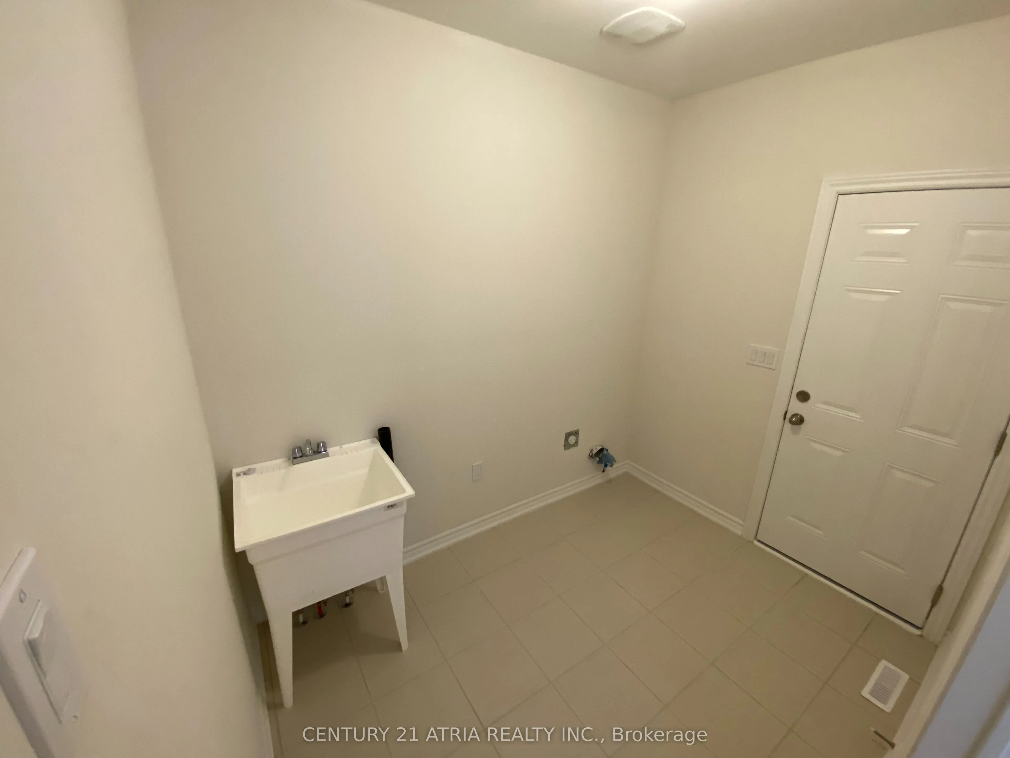 42 Jack Potts Way