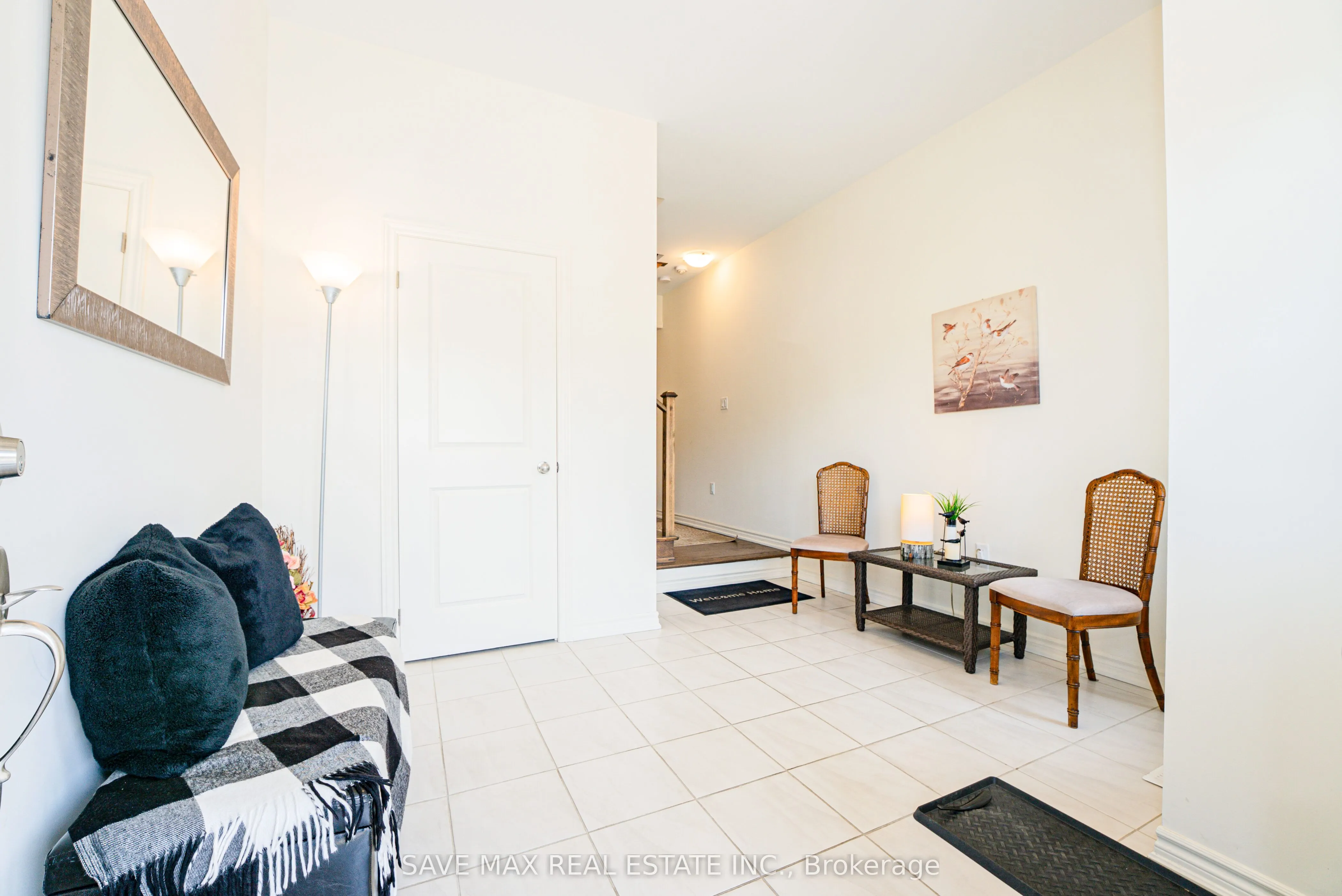 2092 Coppermine Street