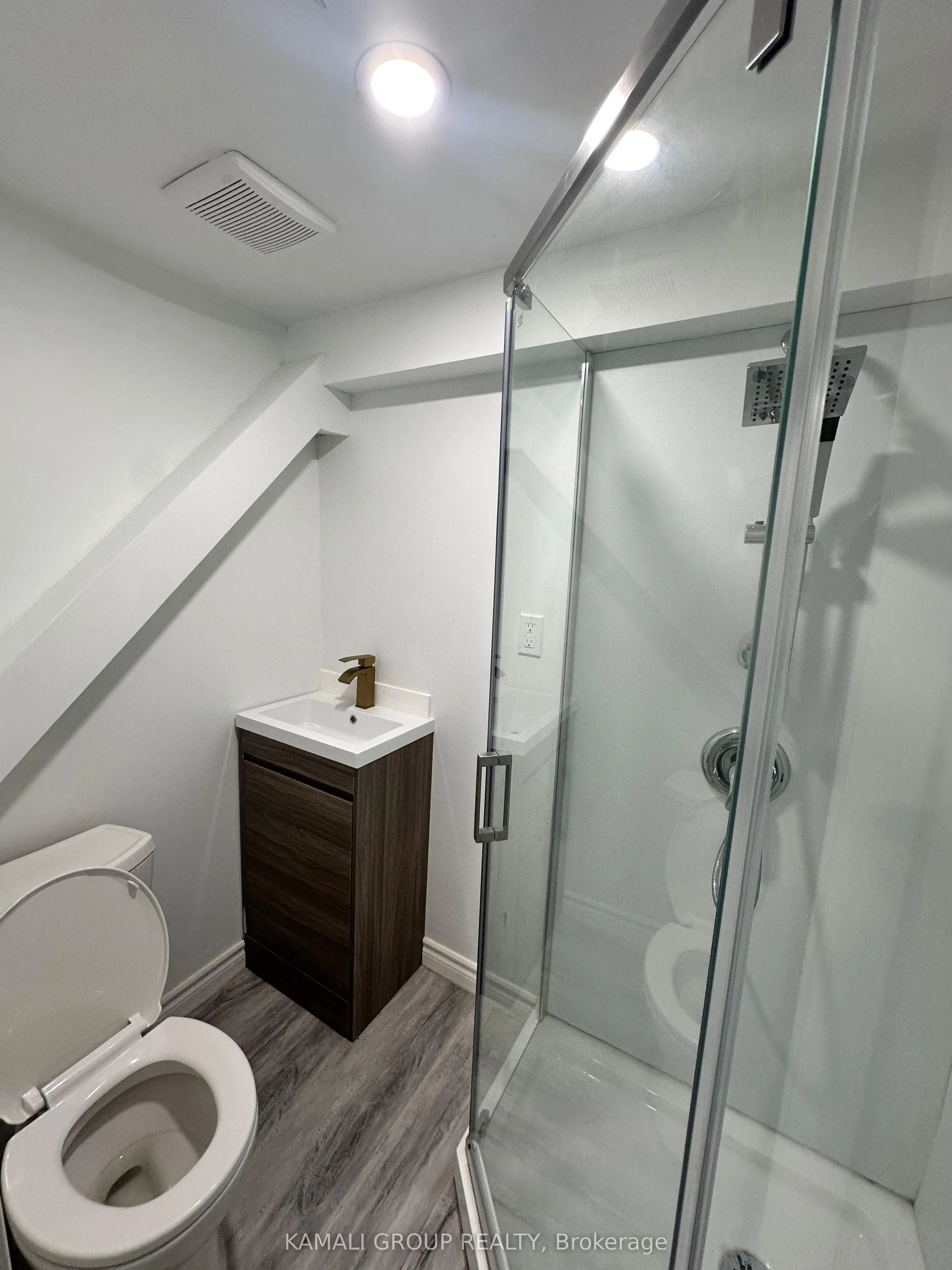 25 Lewin Crescent, #BSMT
