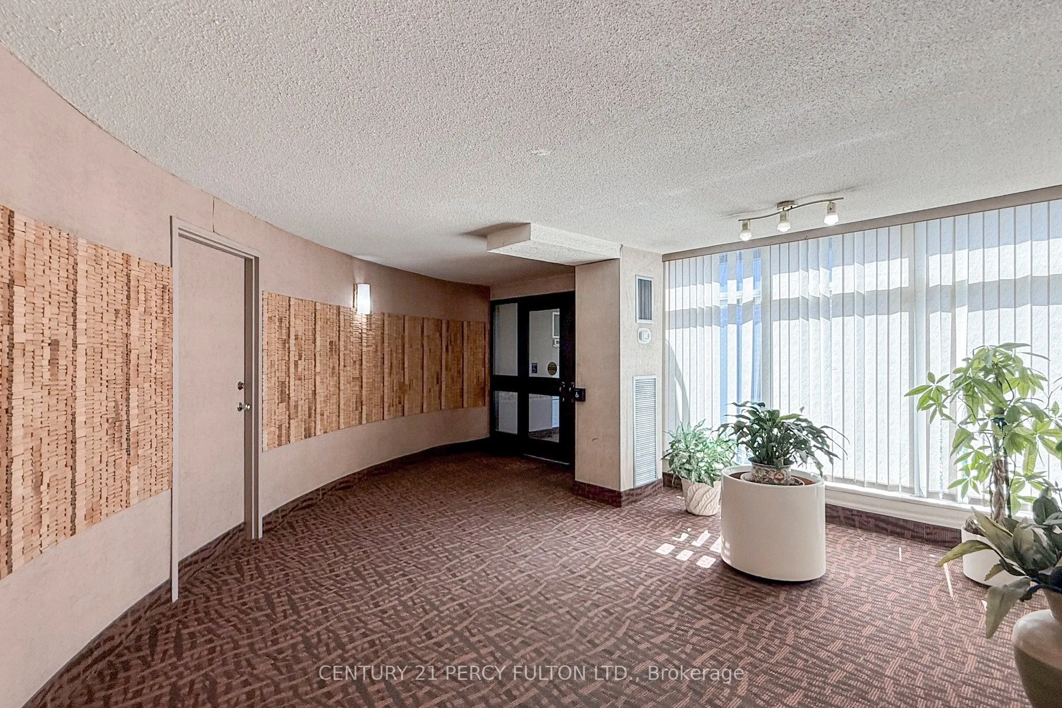 45 Silver Springs Boulevard, #1702