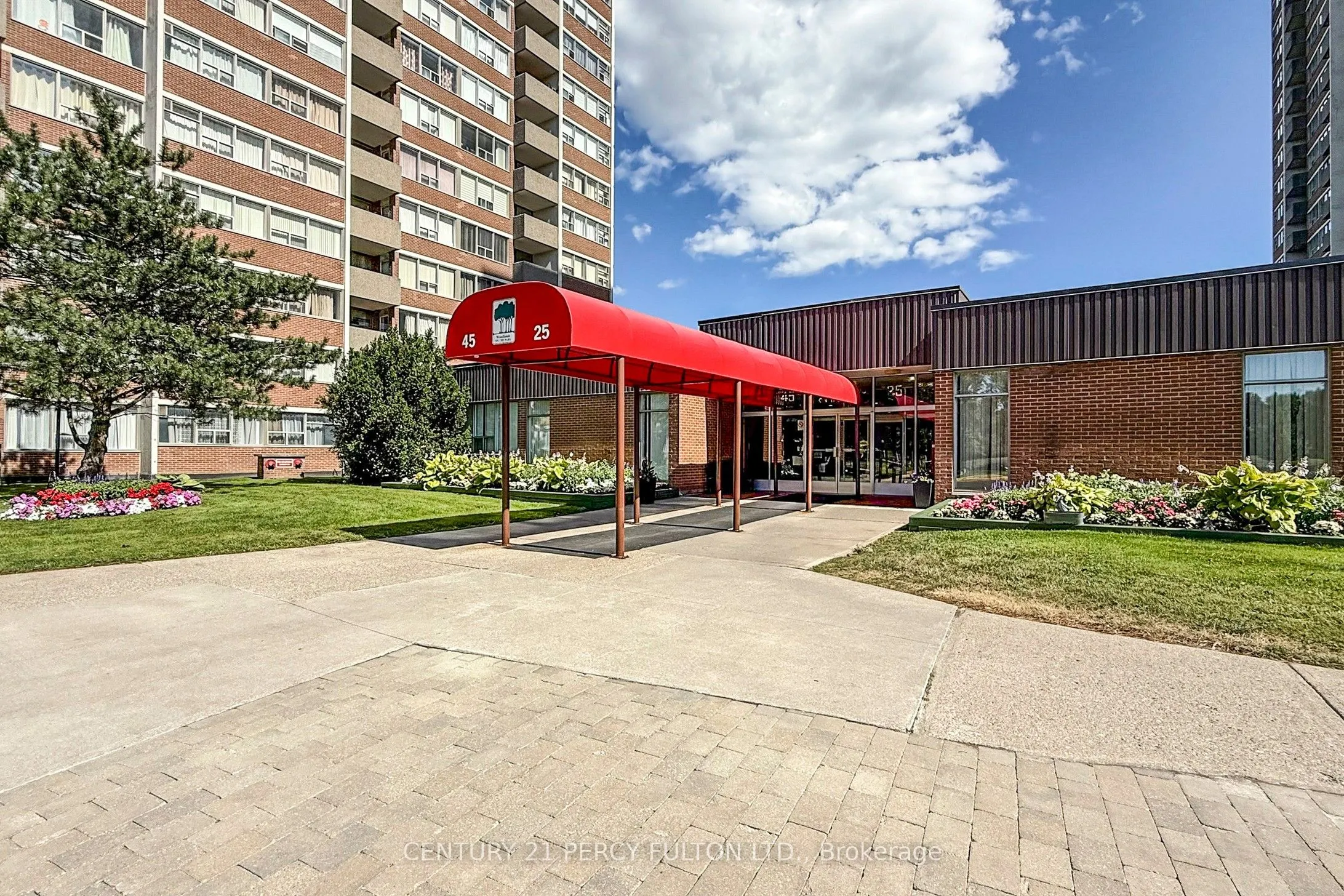 45 Silver Springs Boulevard, #1702