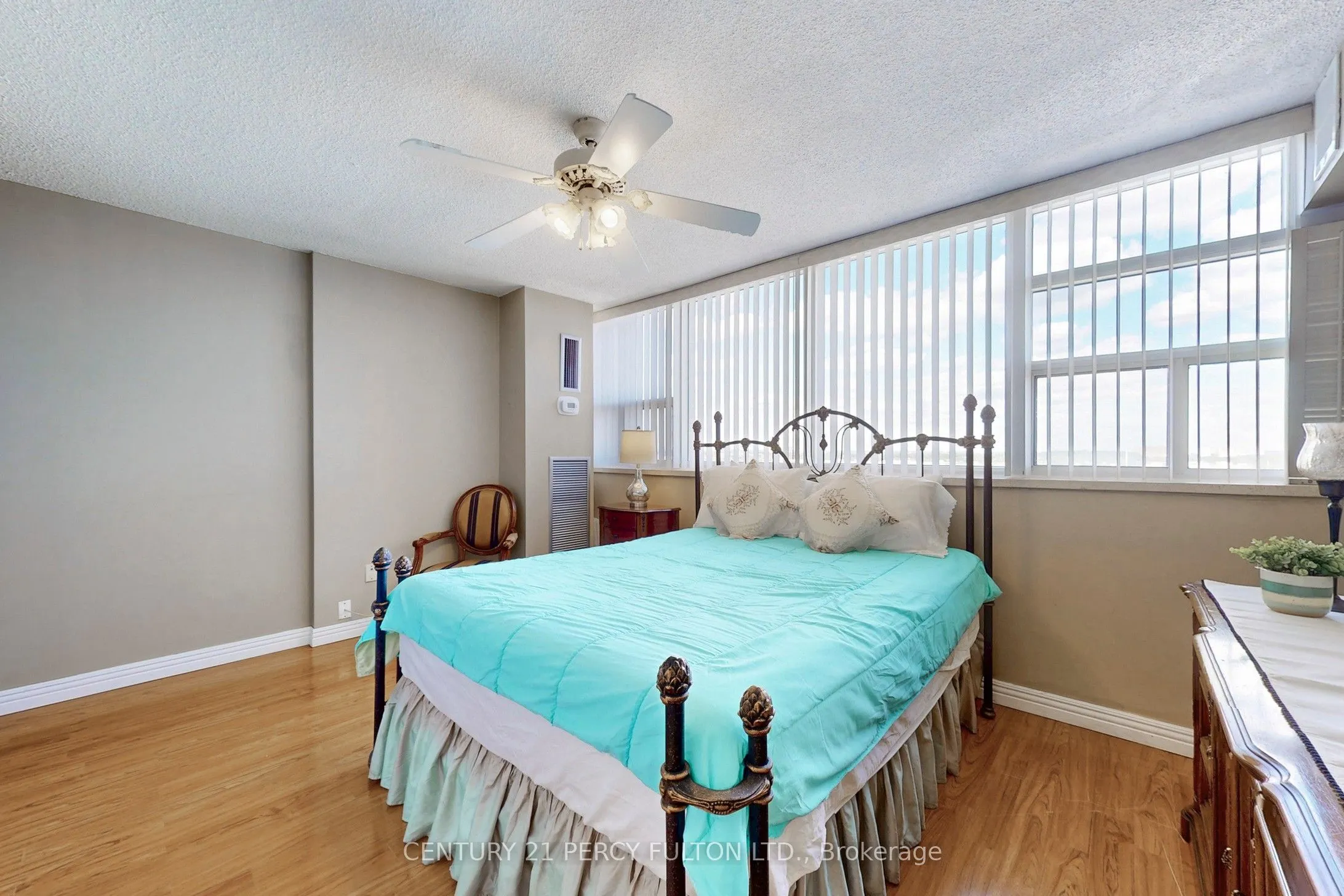 45 Silver Springs Boulevard, #1702