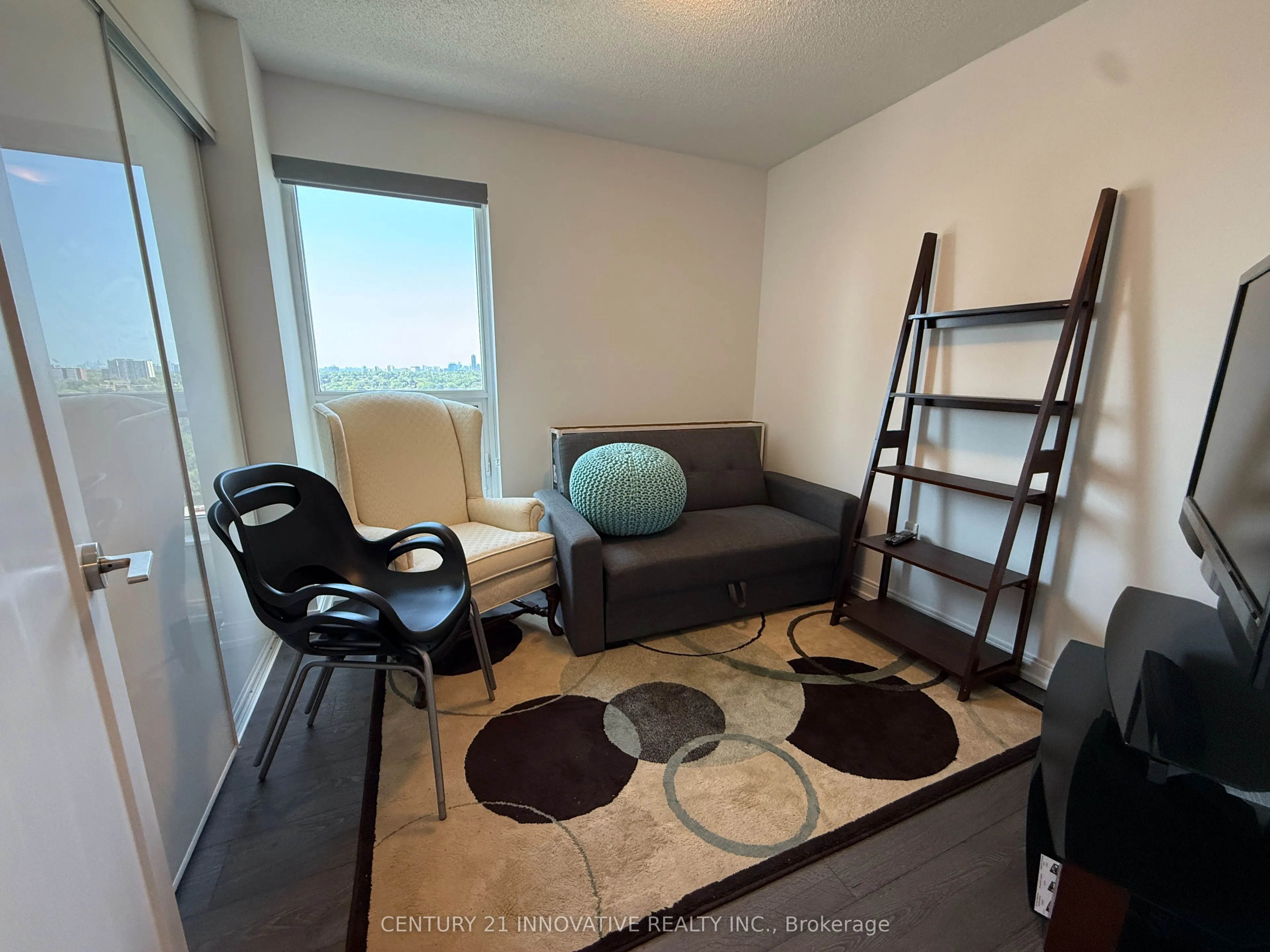 275 Village Green Square, #1723