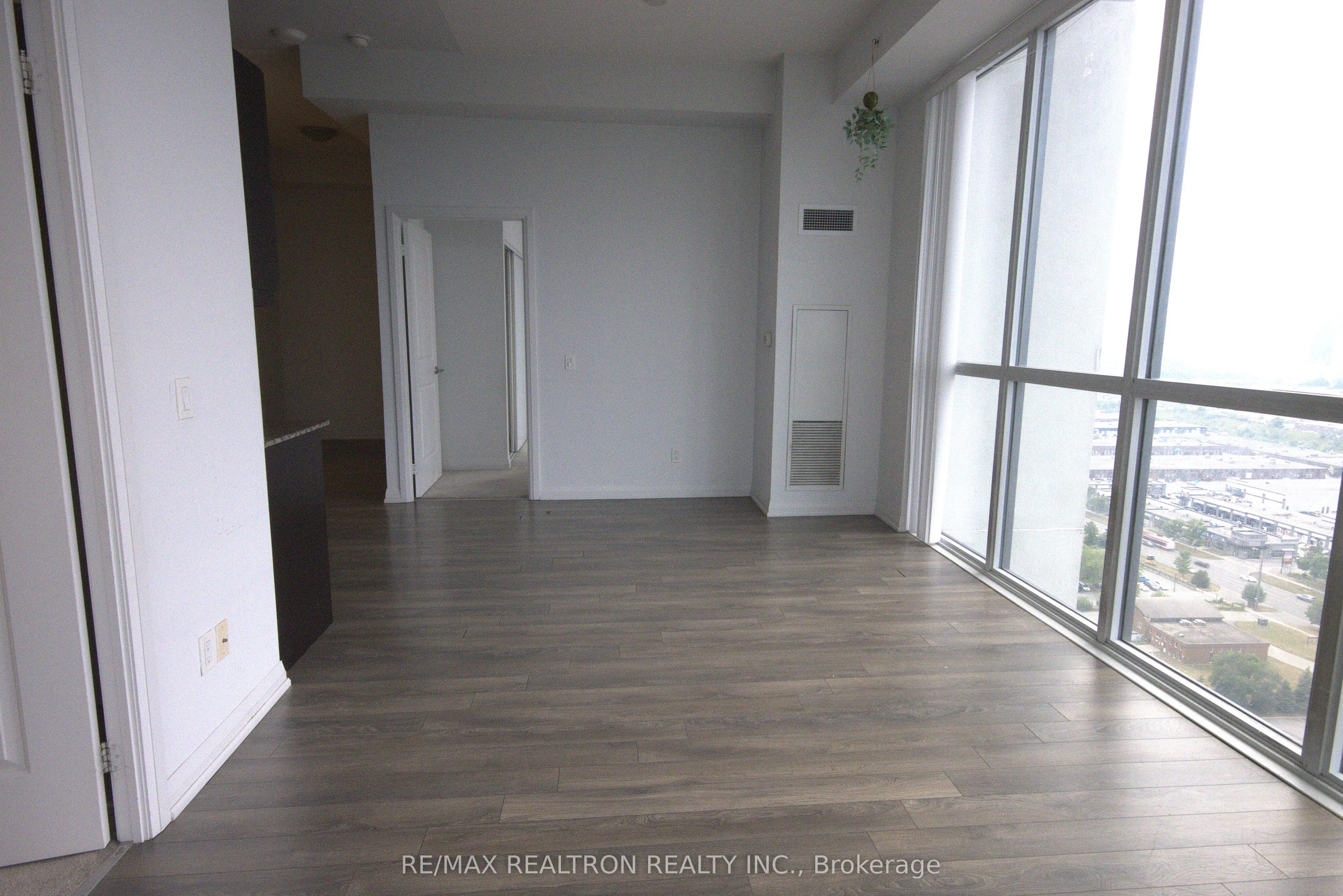 30 Meadowglen Place, #2607