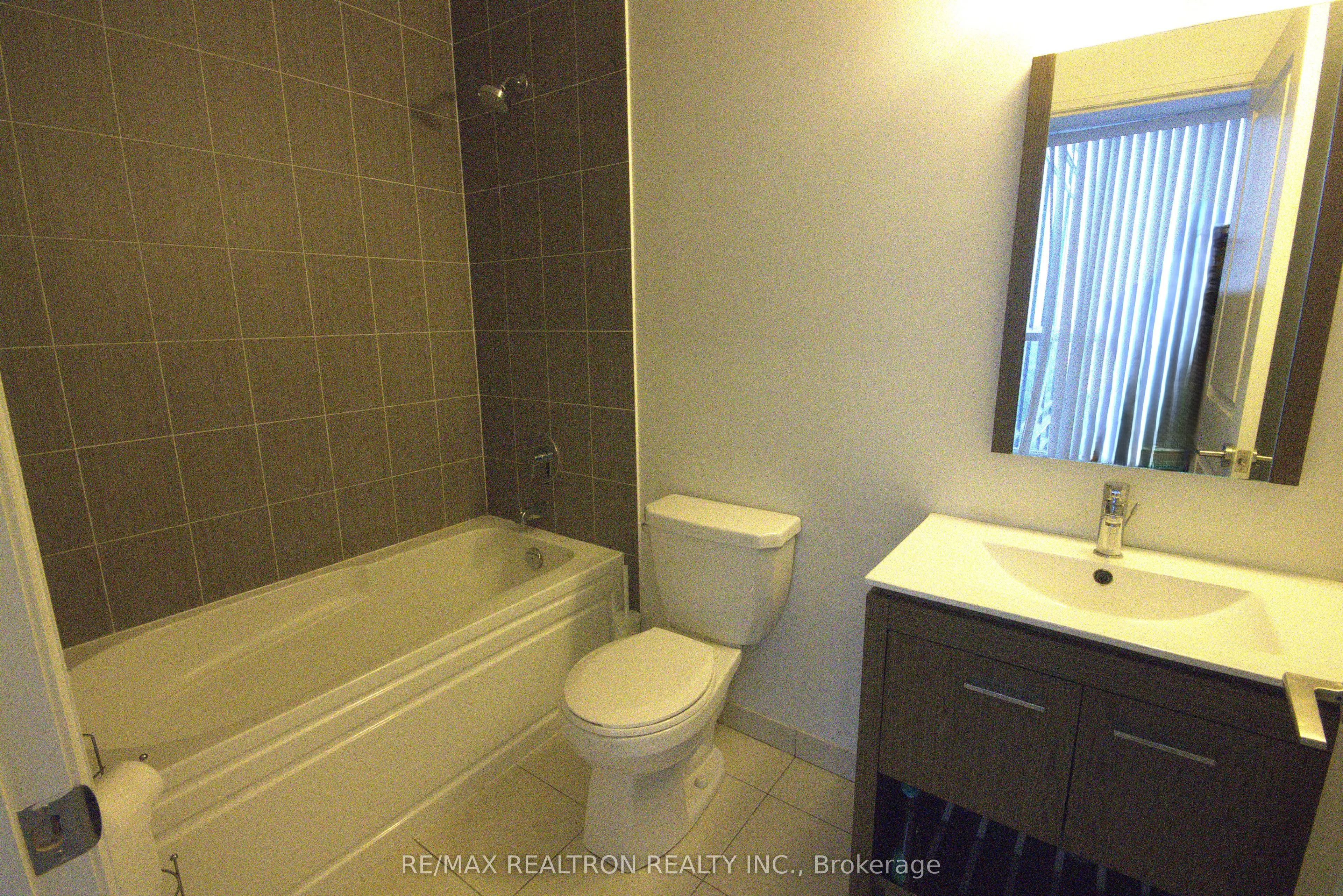 30 Meadowglen Place, #2607