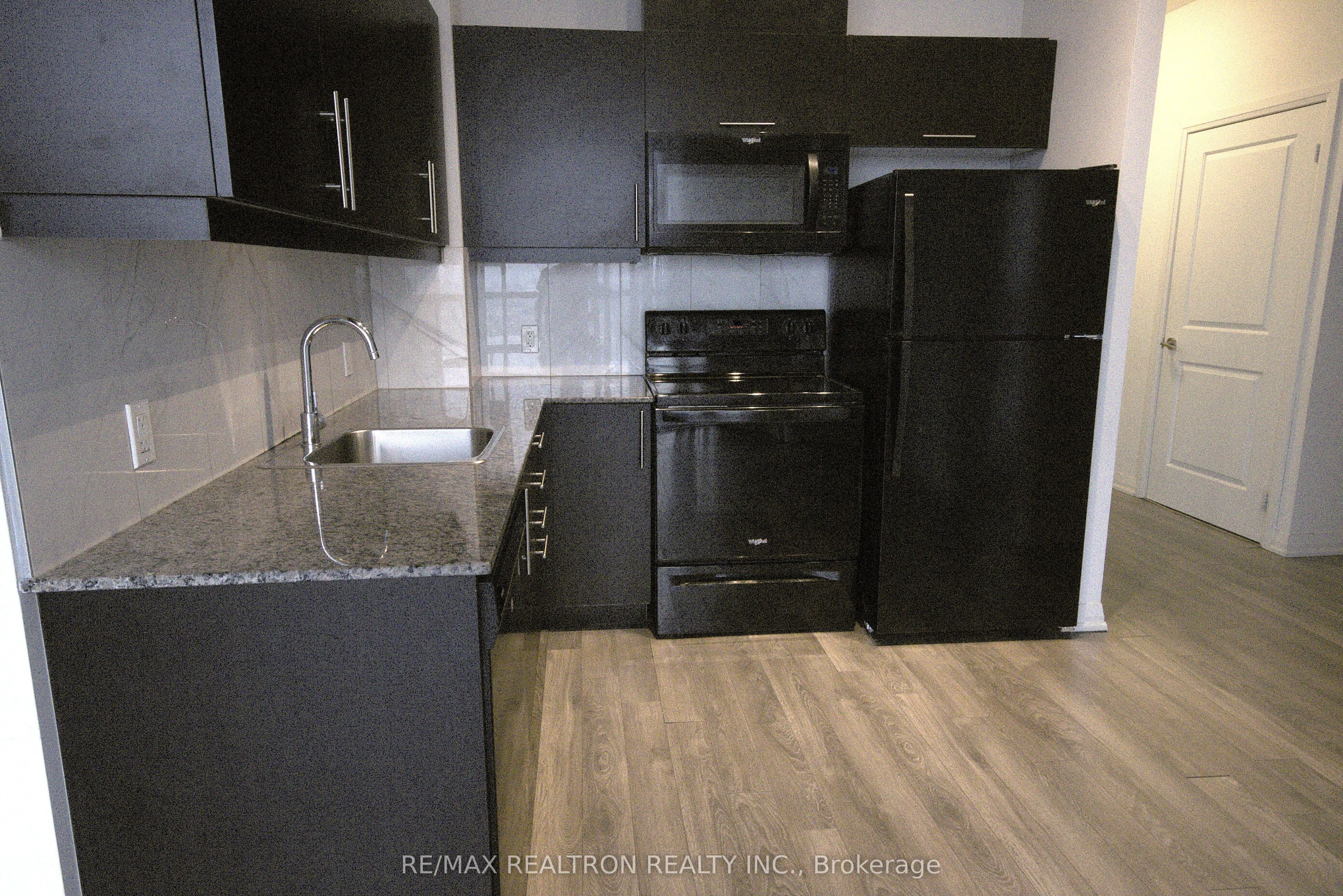 30 Meadowglen Place, #2607