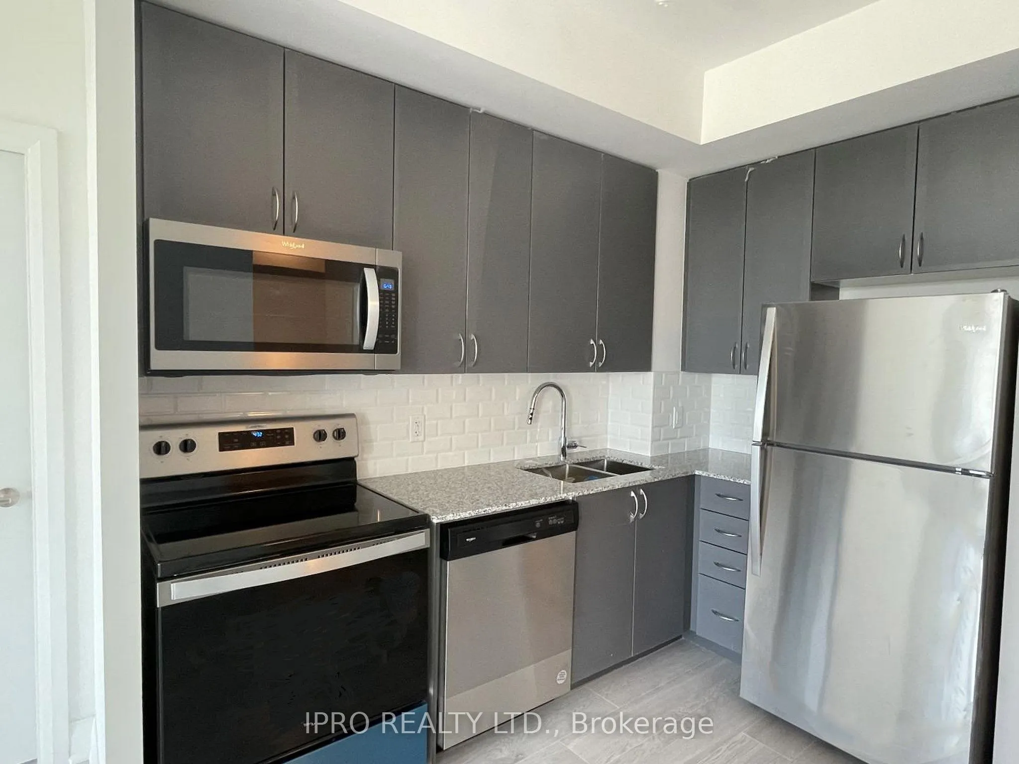 3220 Sheppard Avenue E, #618