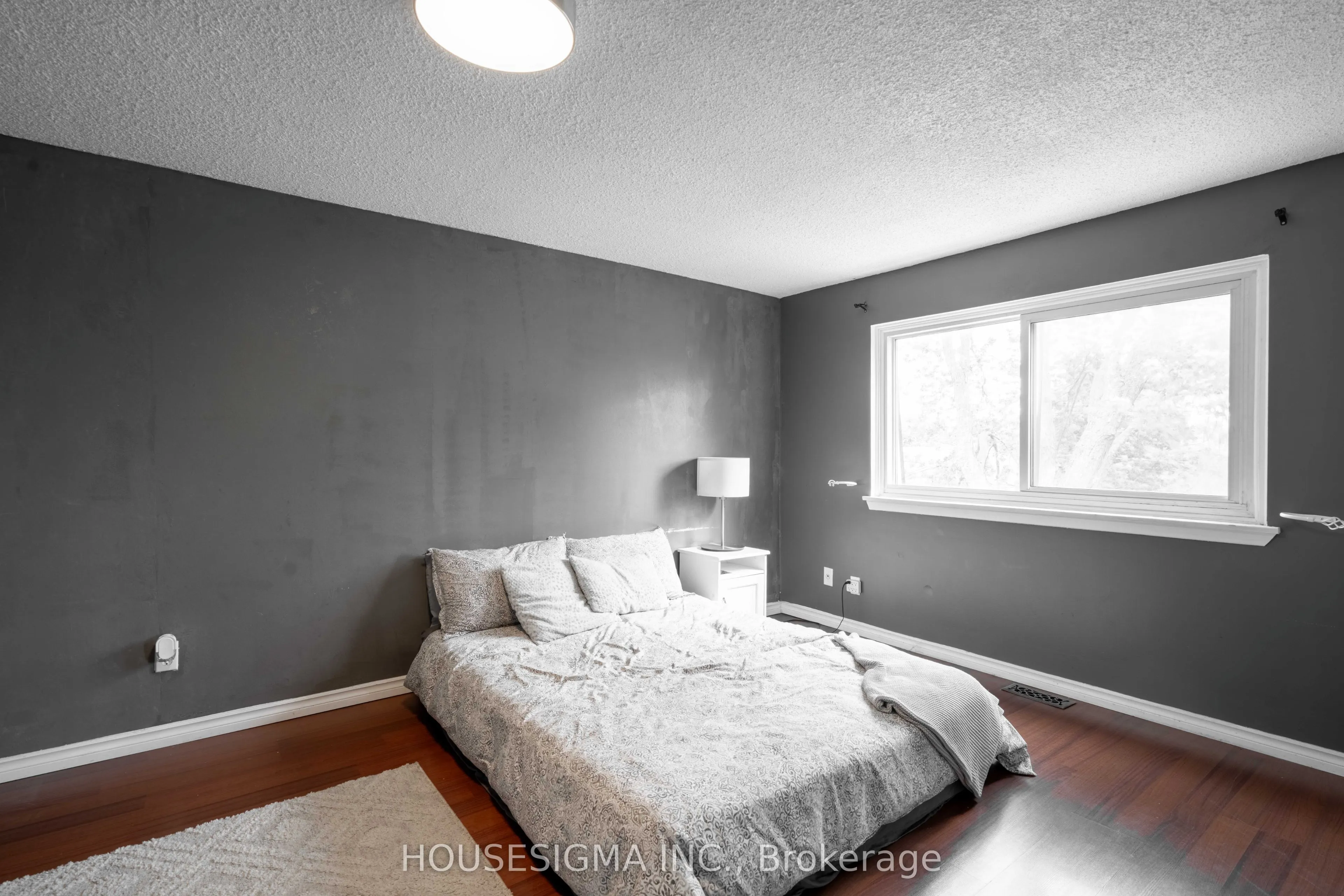 321 Blackthorn Street, #82