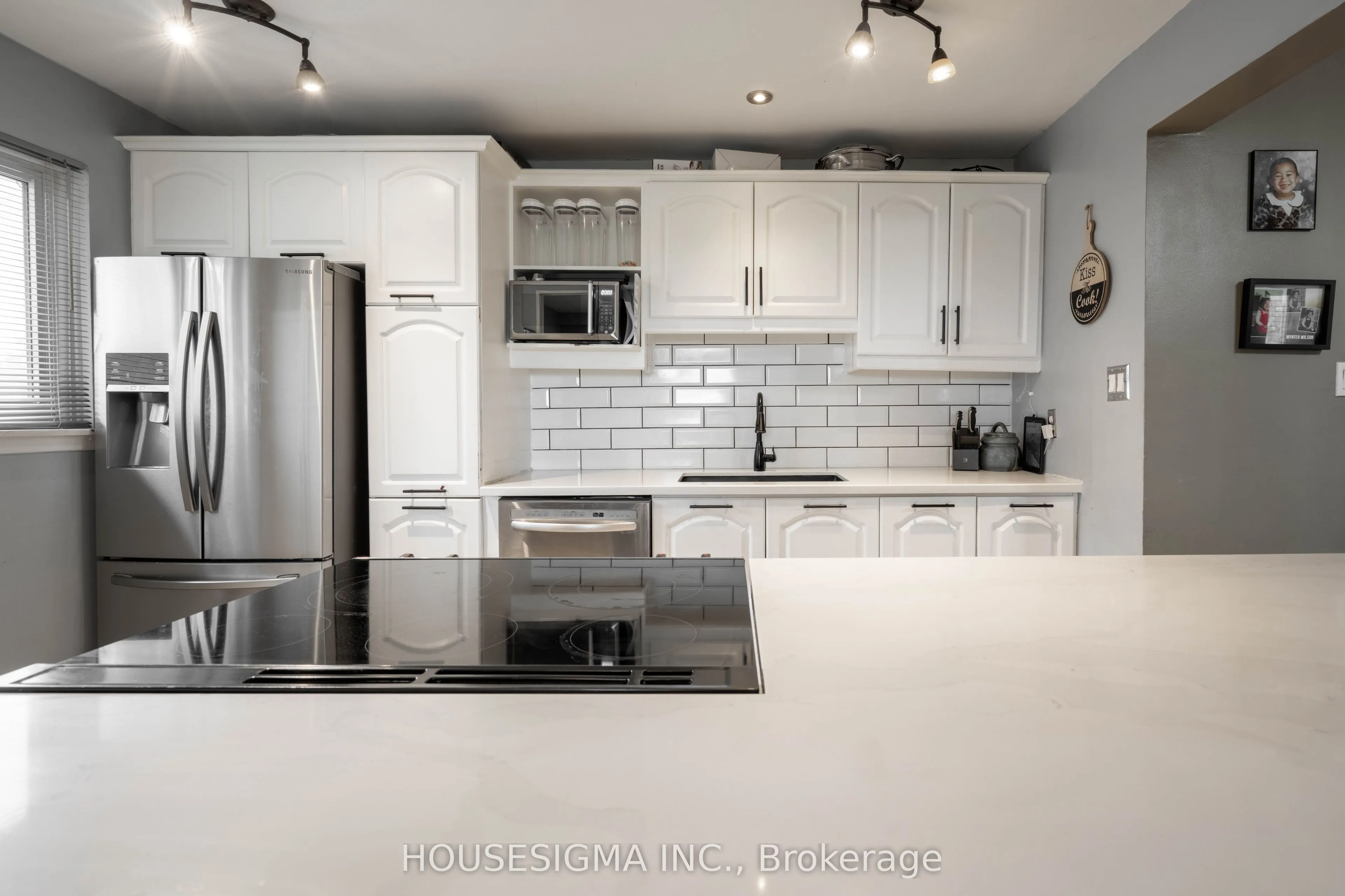 321 Blackthorn Street, #82