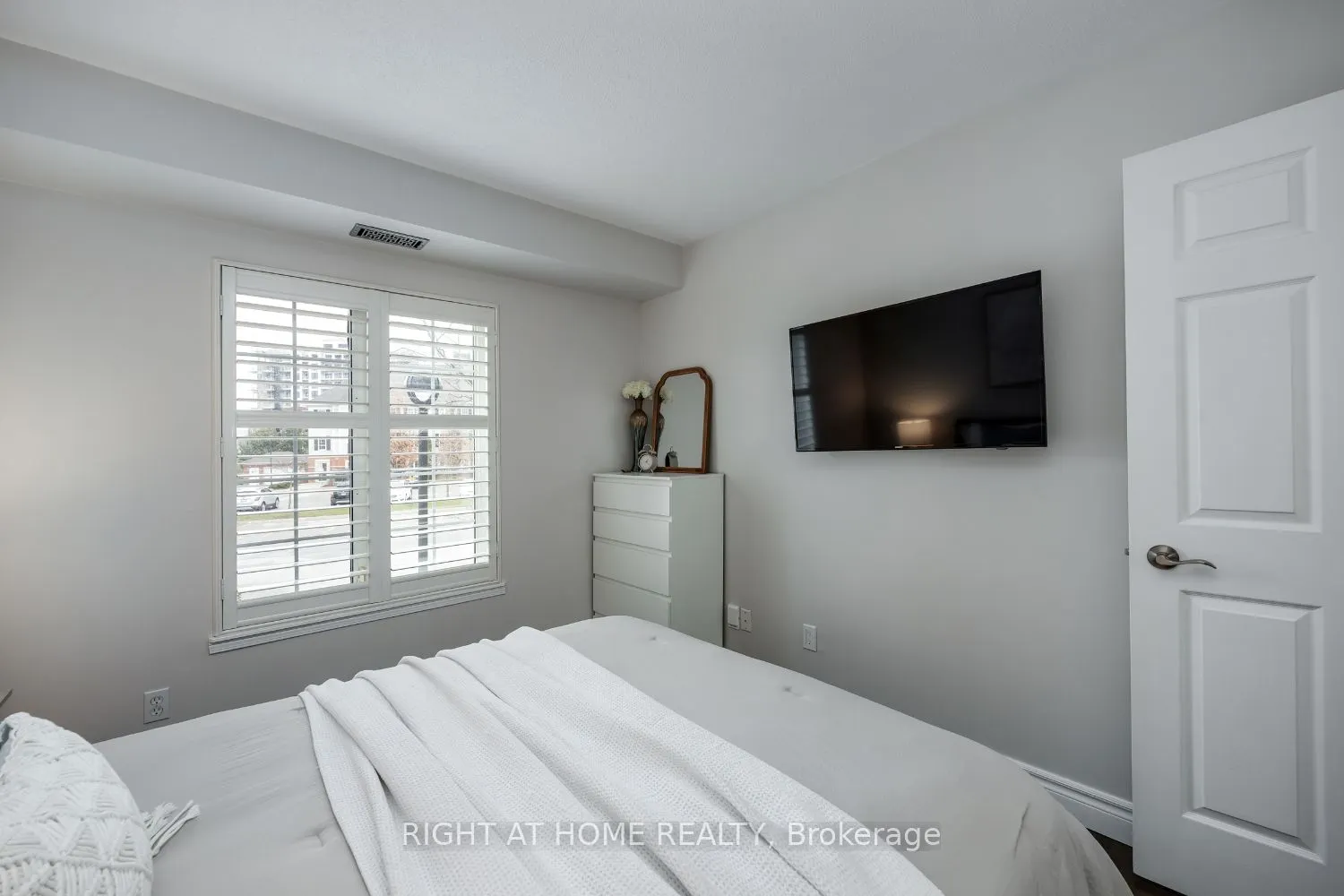 102 Aspen Springs Drive, #206