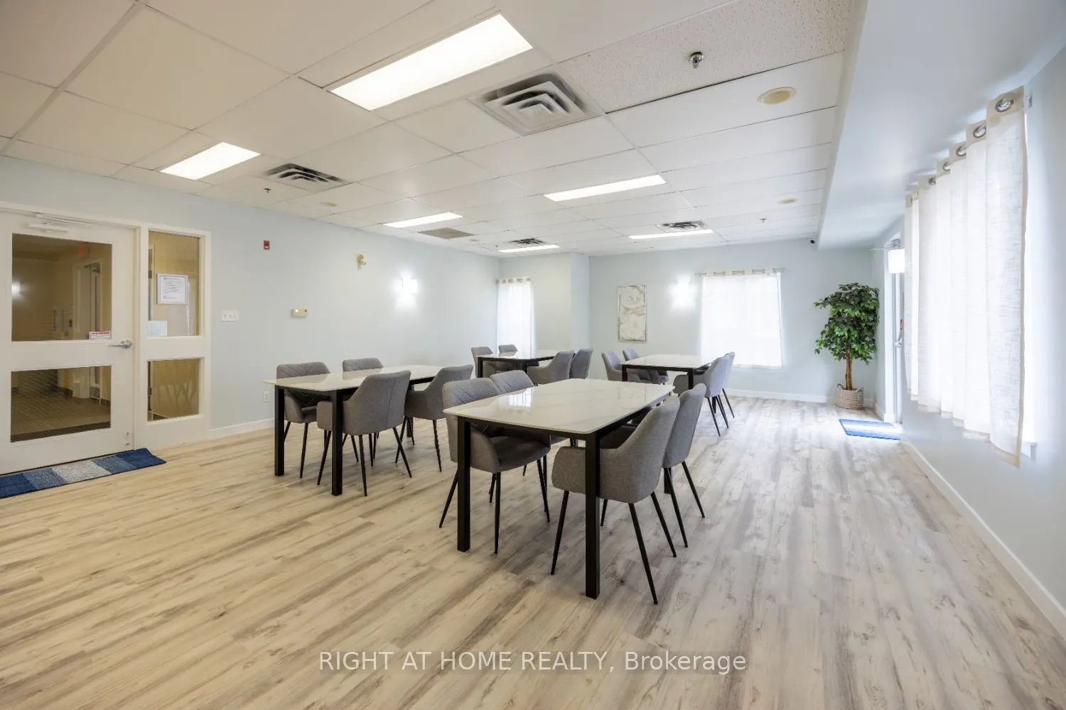102 Aspen Springs Drive, #206
