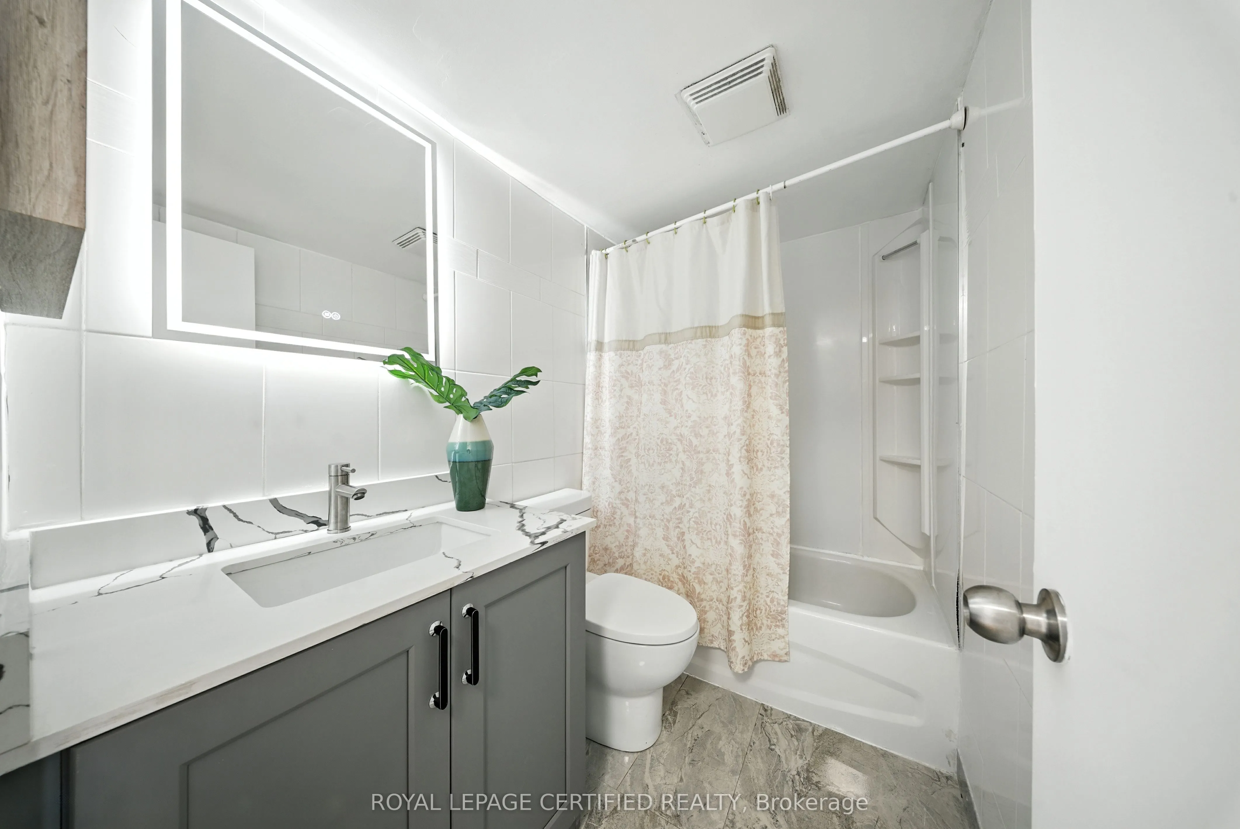 20 Gilder Drive, #905