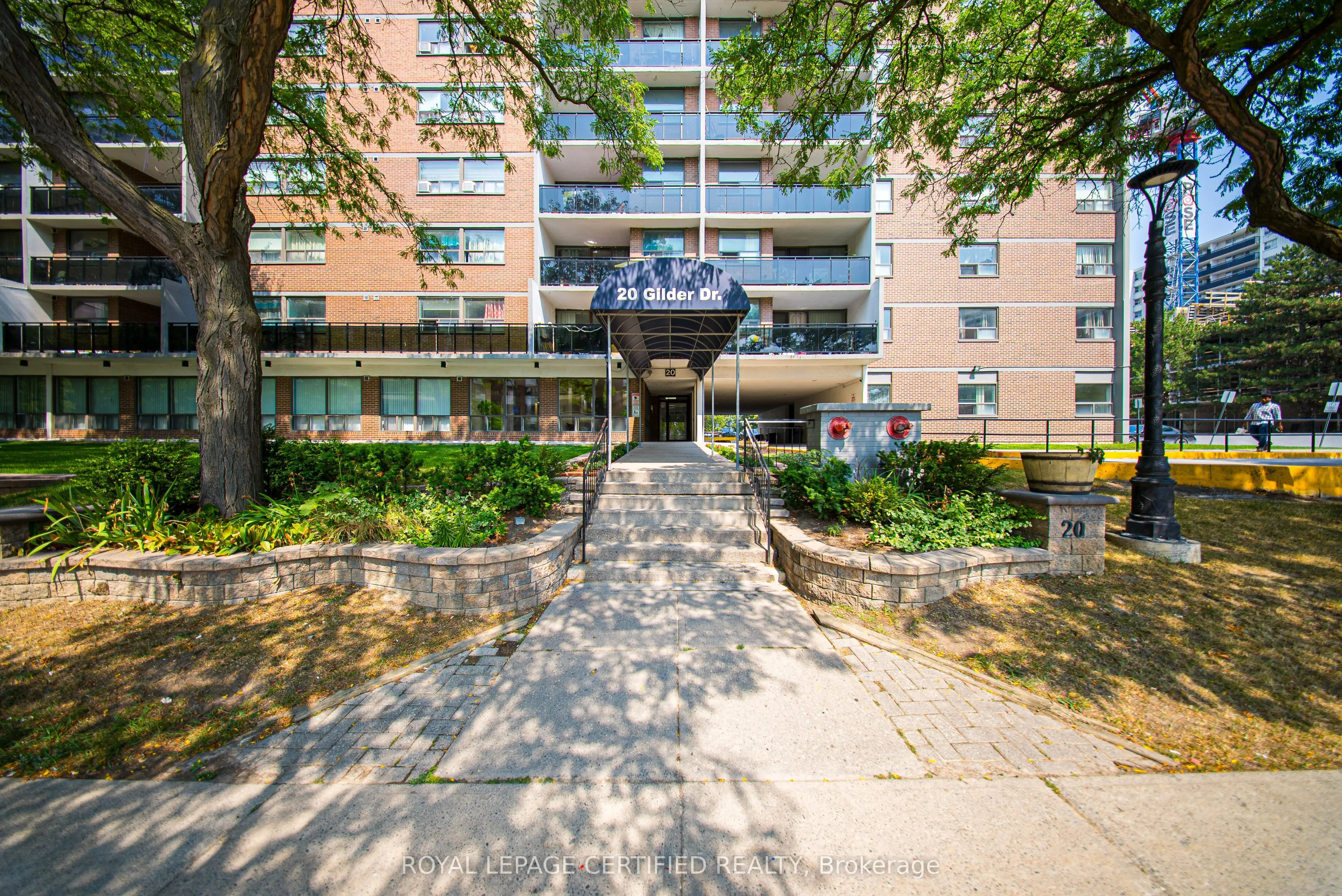 20 Gilder Drive, #905