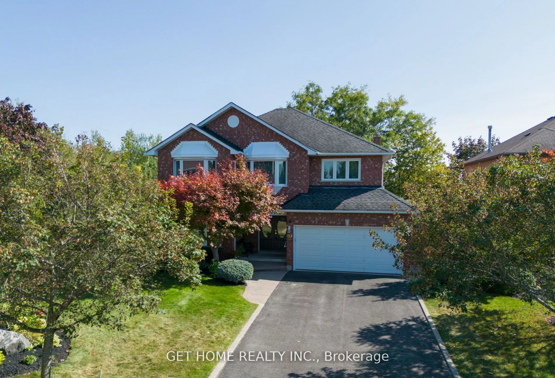 52 Emmet Place