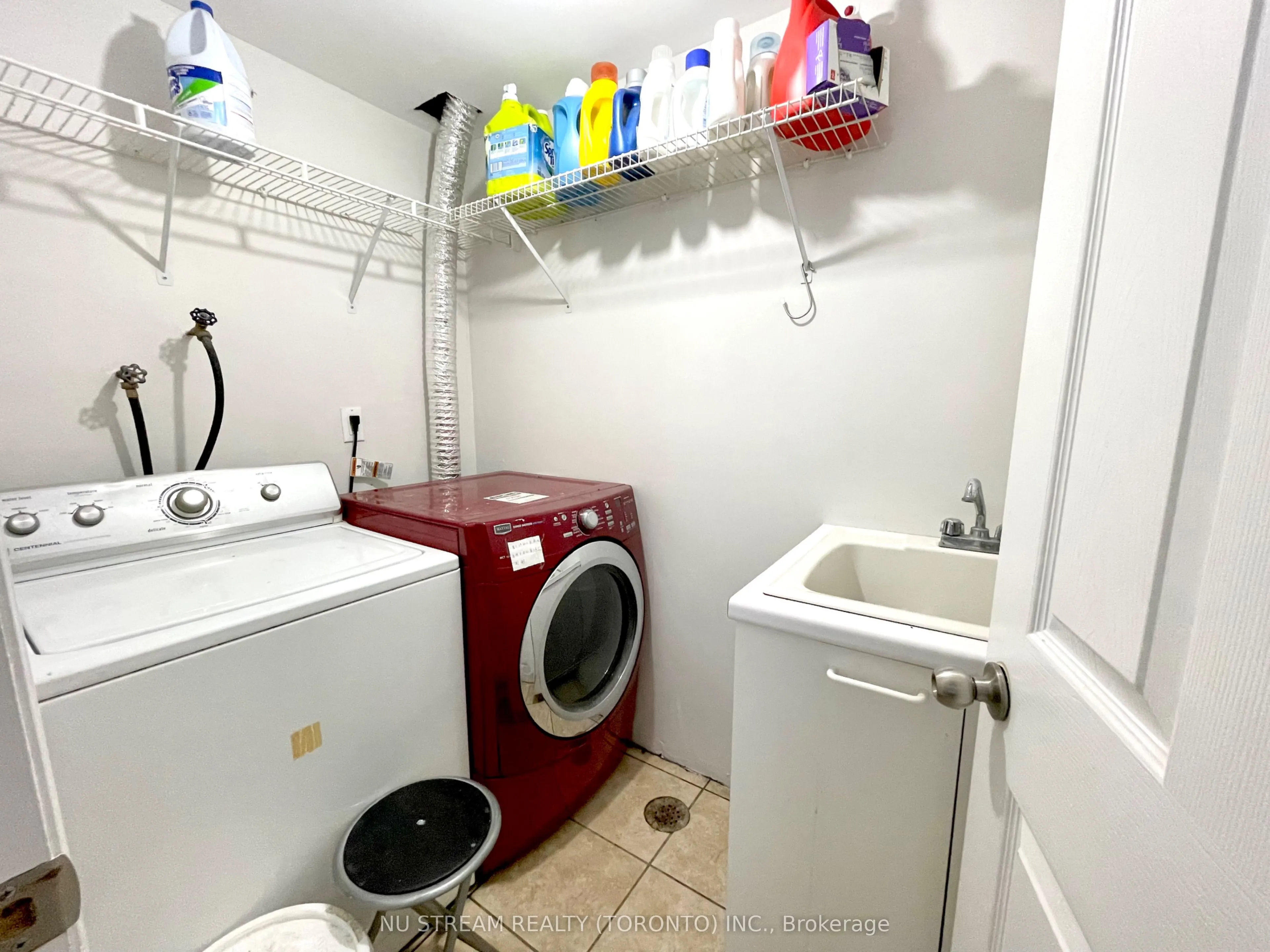 28 Bushcroft Grove, #Bsmt