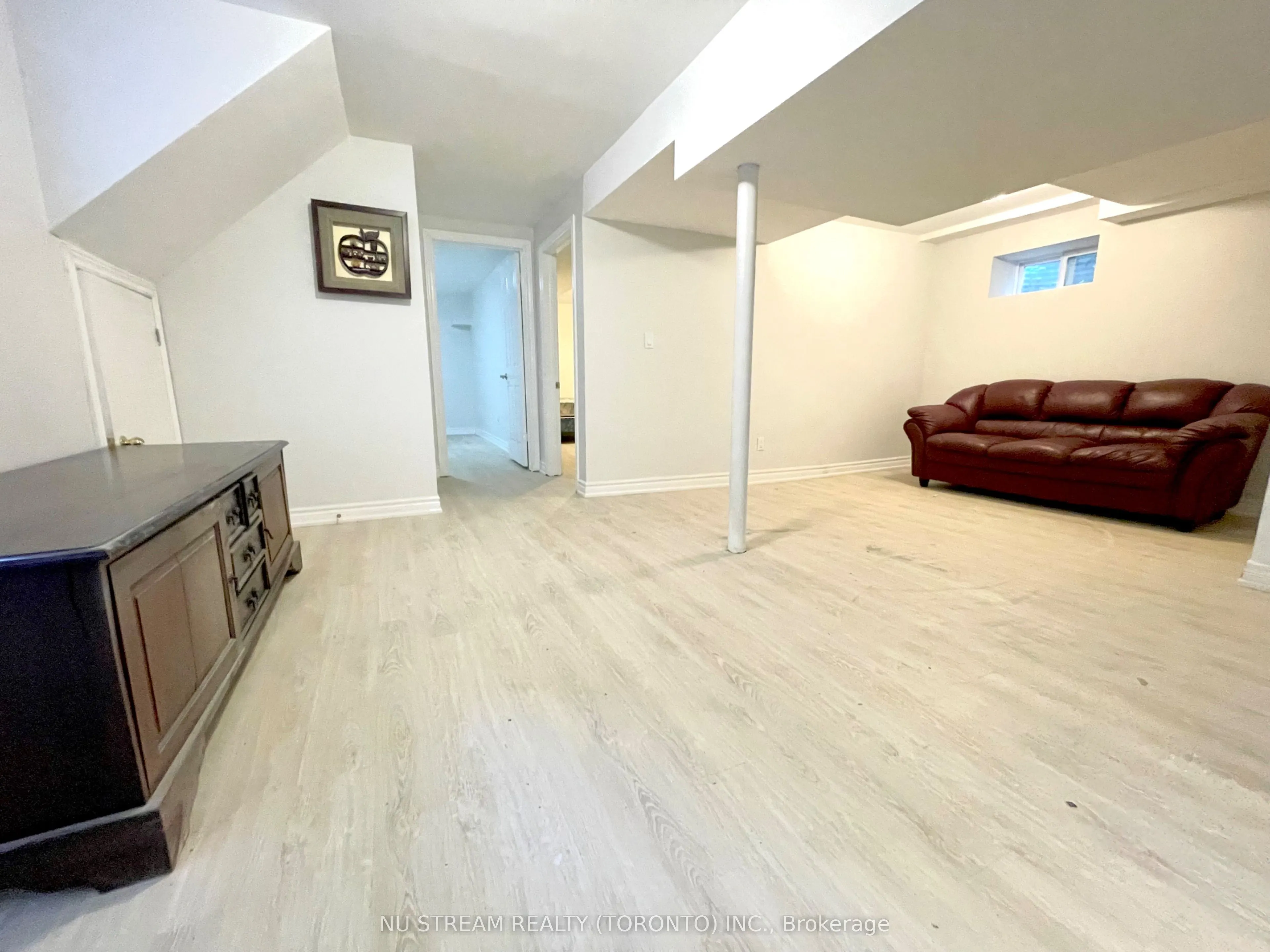 28 Bushcroft Grove, #Bsmt