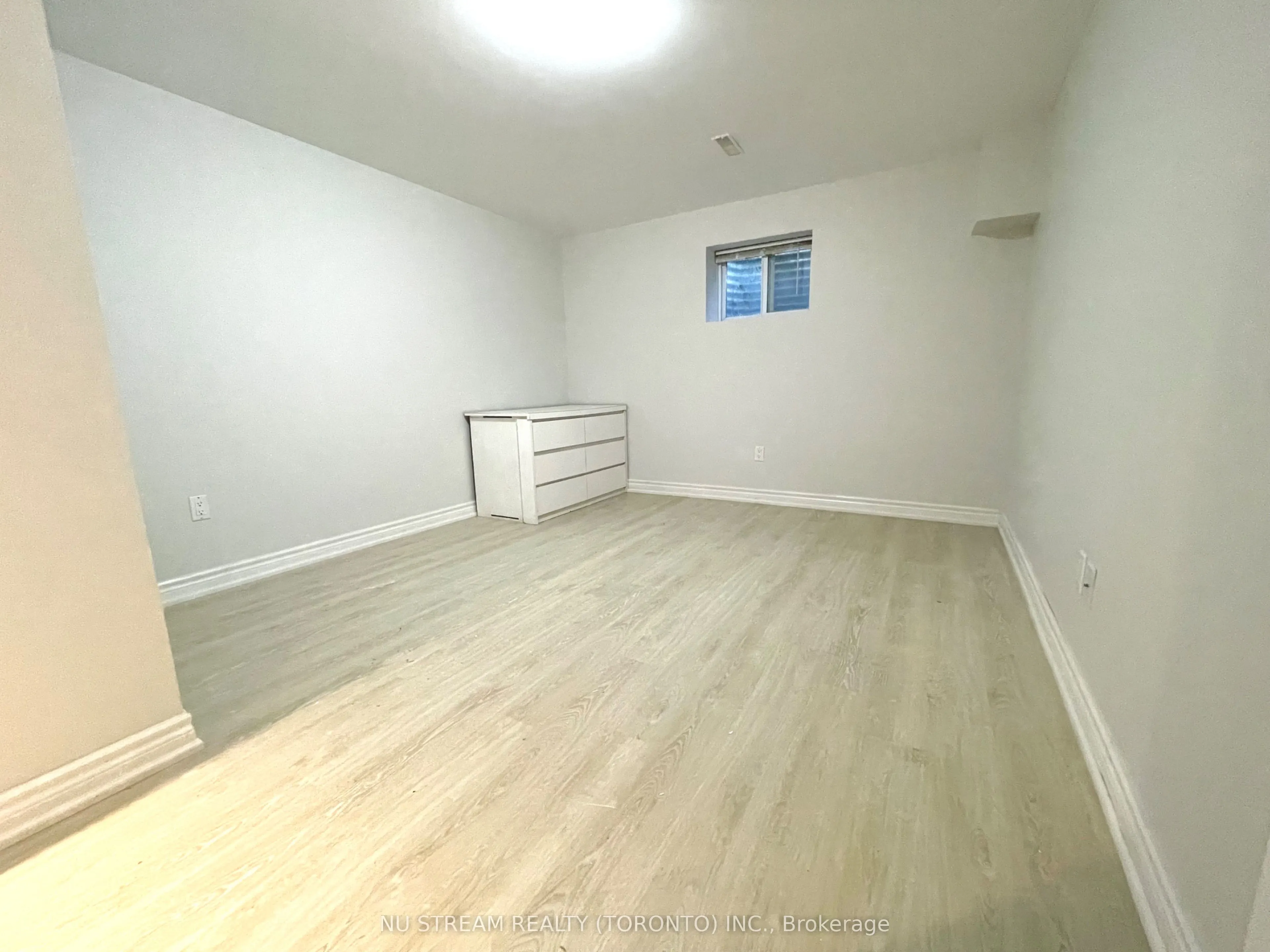 28 Bushcroft Grove, #Bsmt