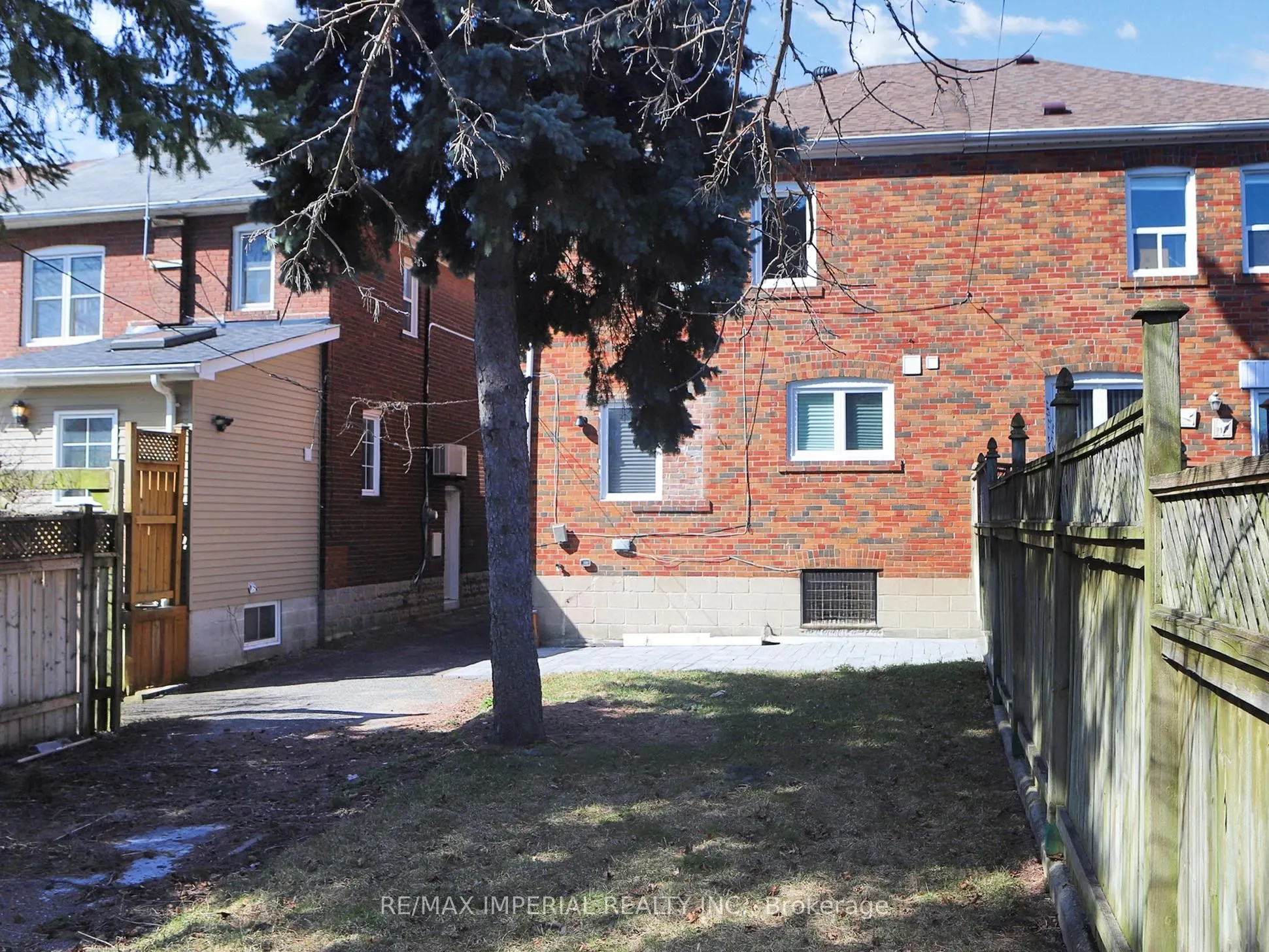 9 Lesmount Avenue