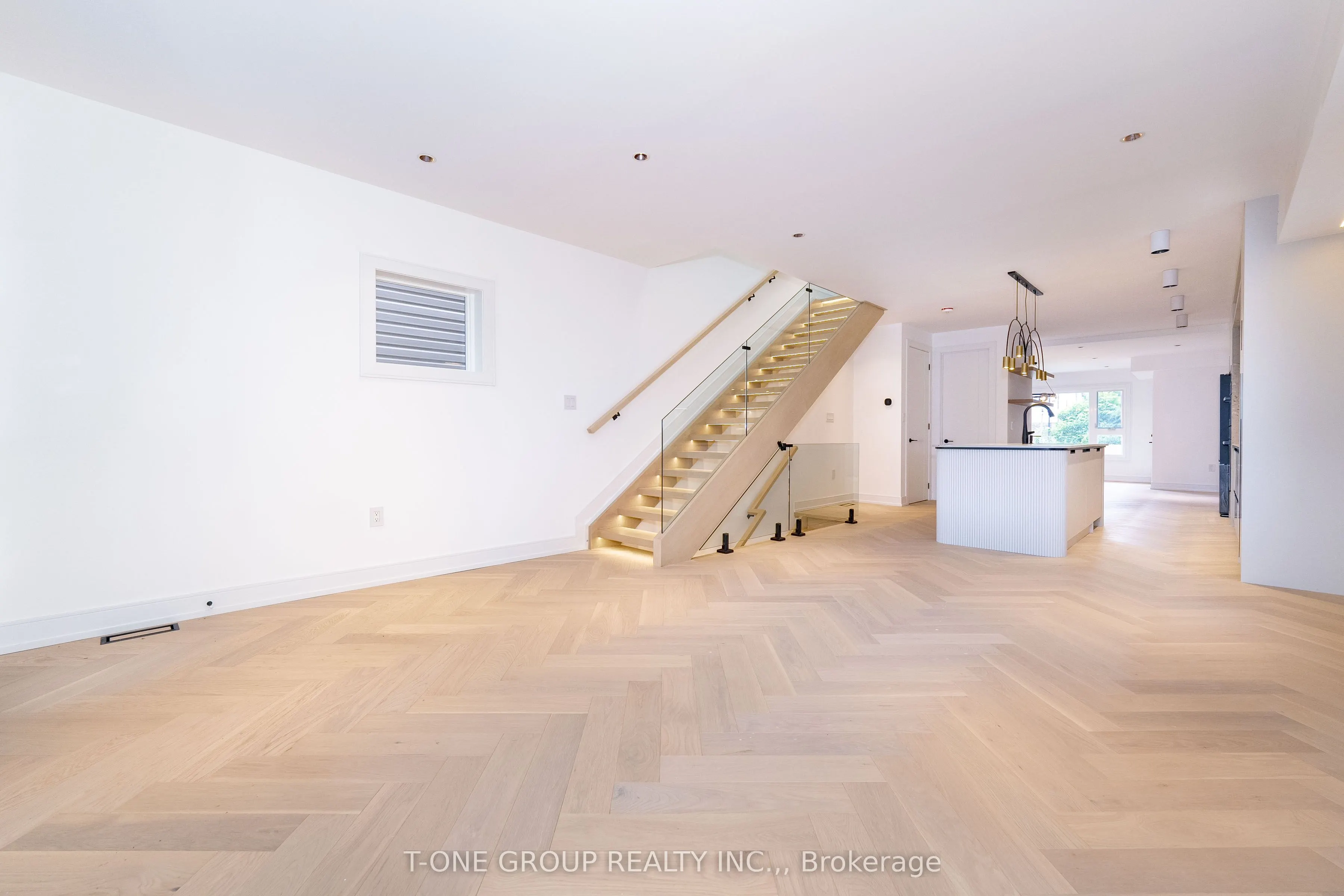 68 Harris Avenue