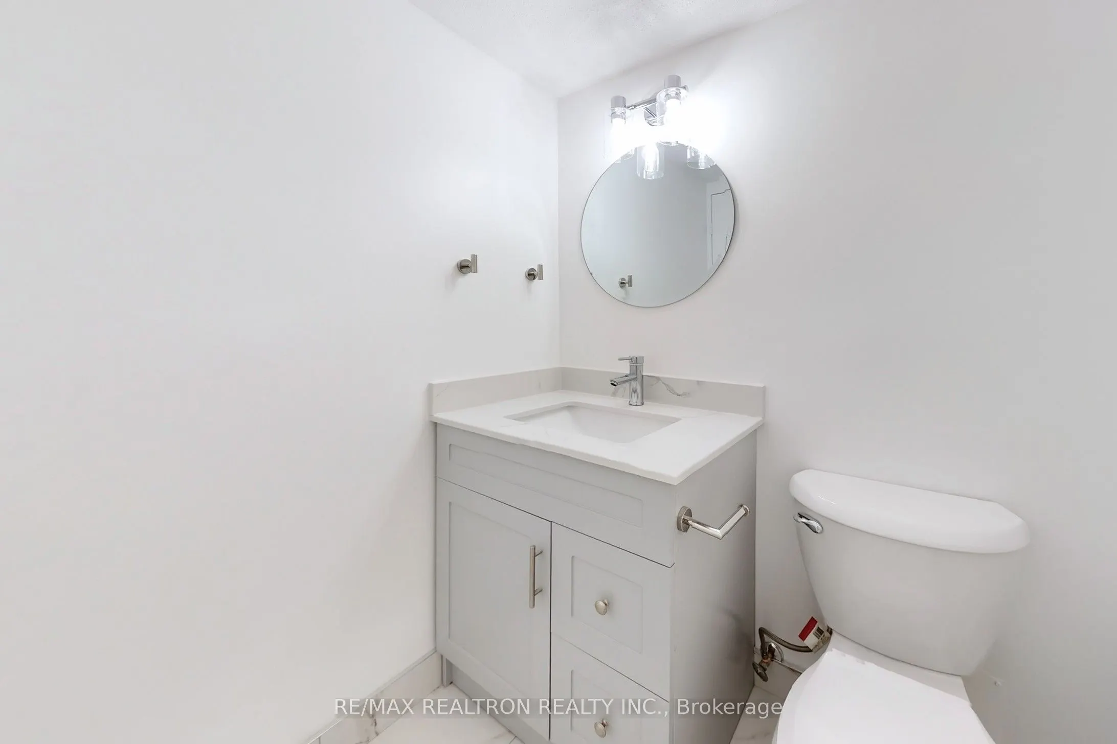 1 Massey Square, #1506