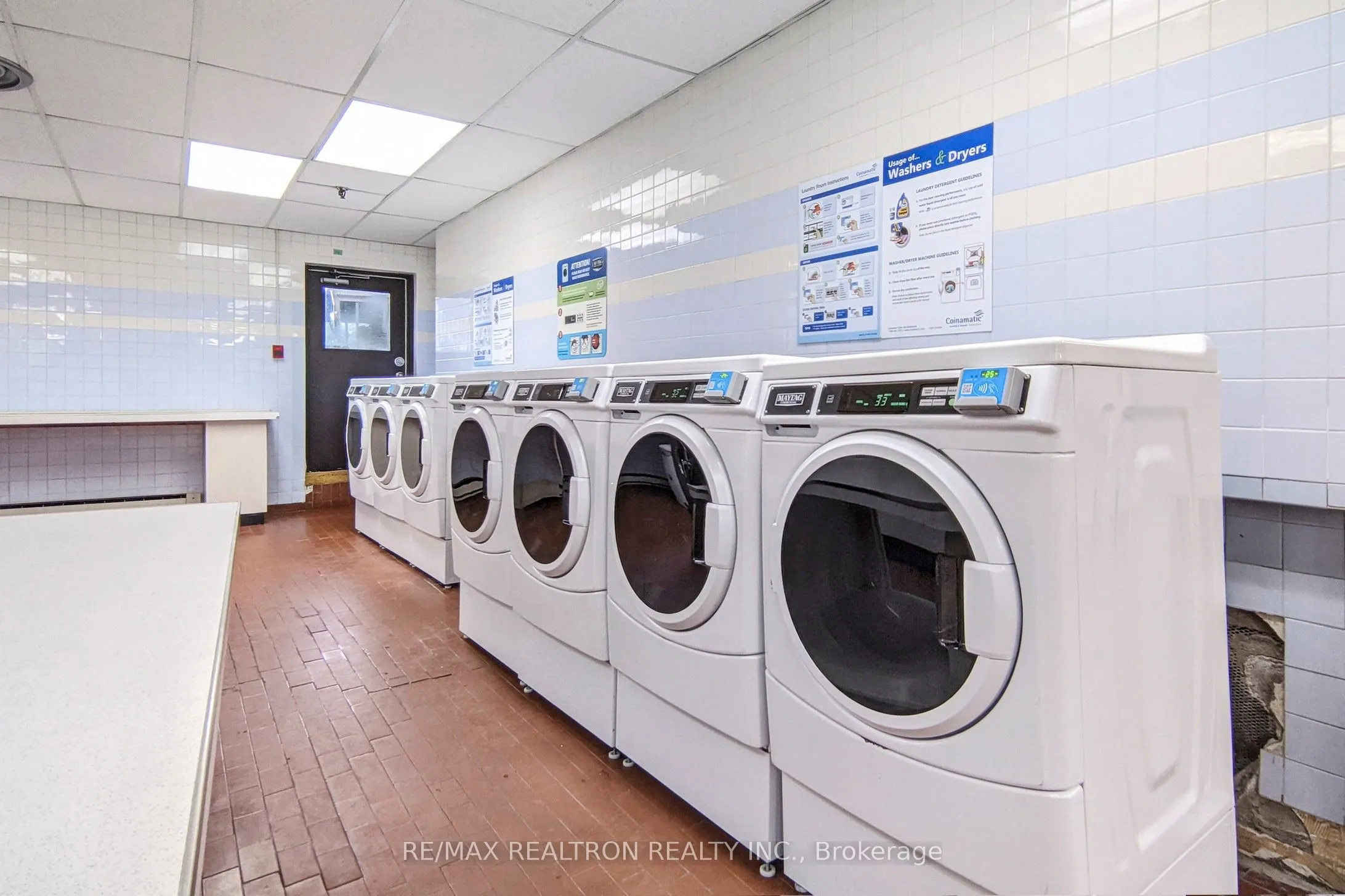 1 Massey Square, #1506