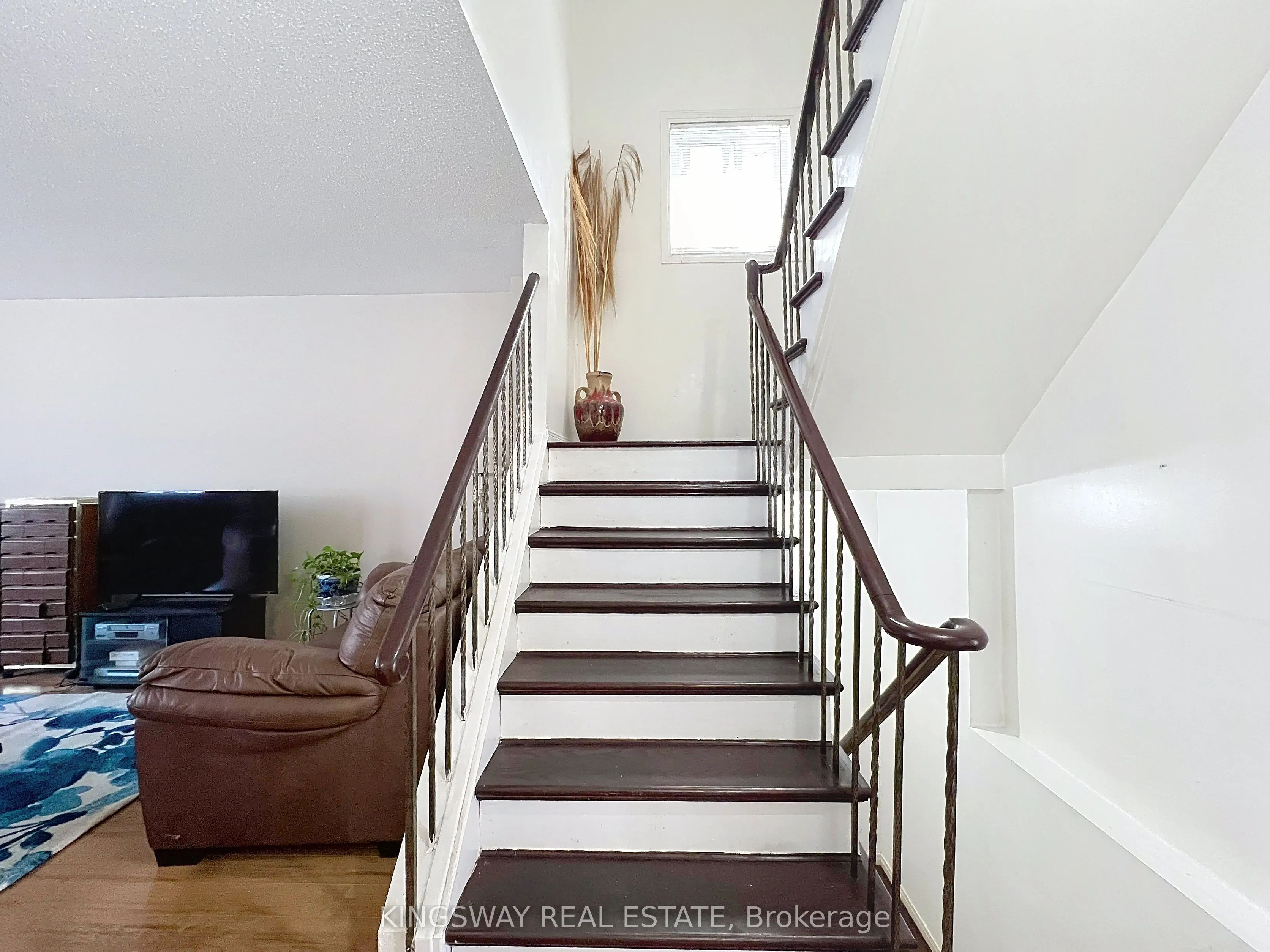 55 Copperwood Square