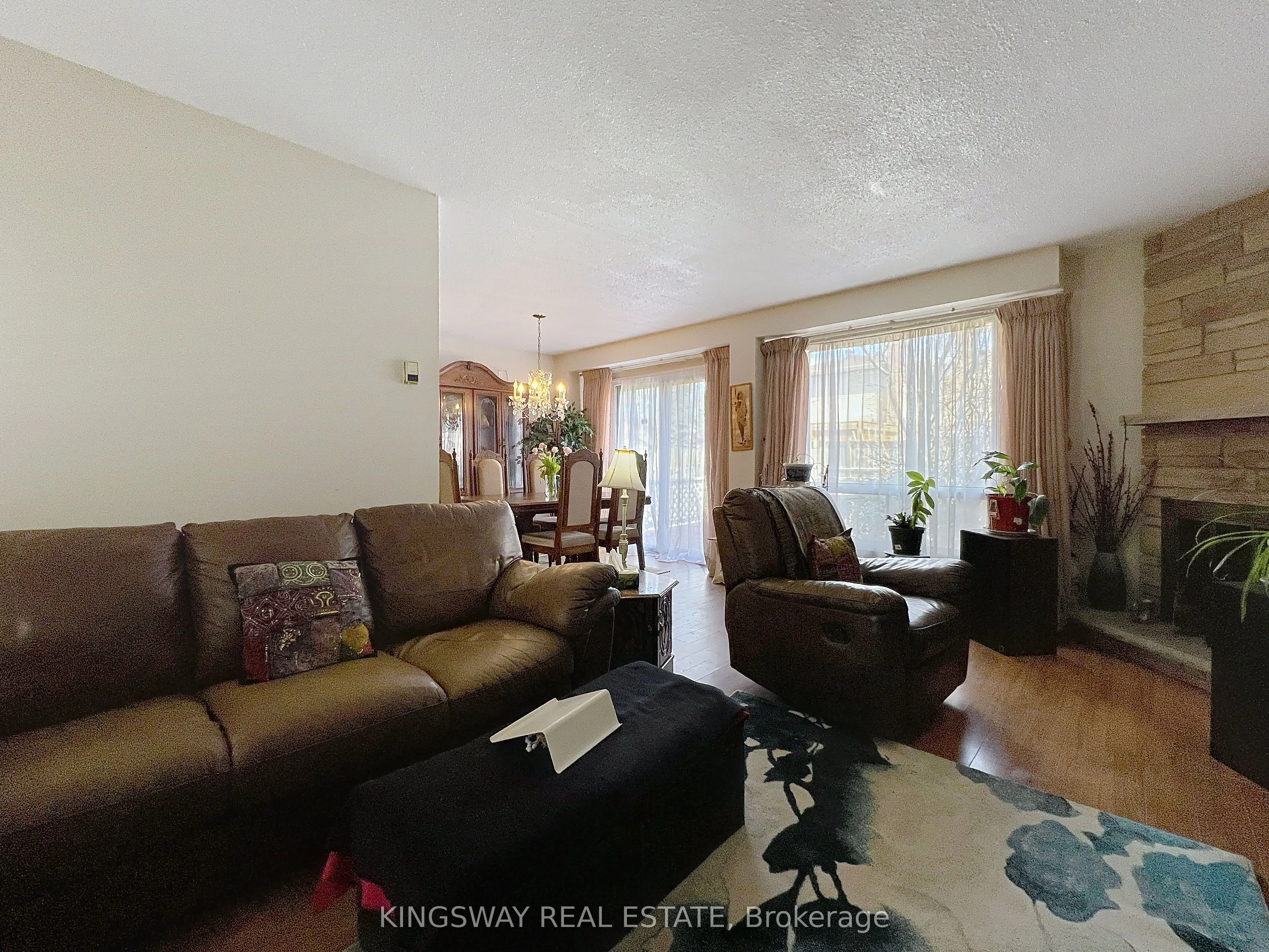 55 Copperwood Square
