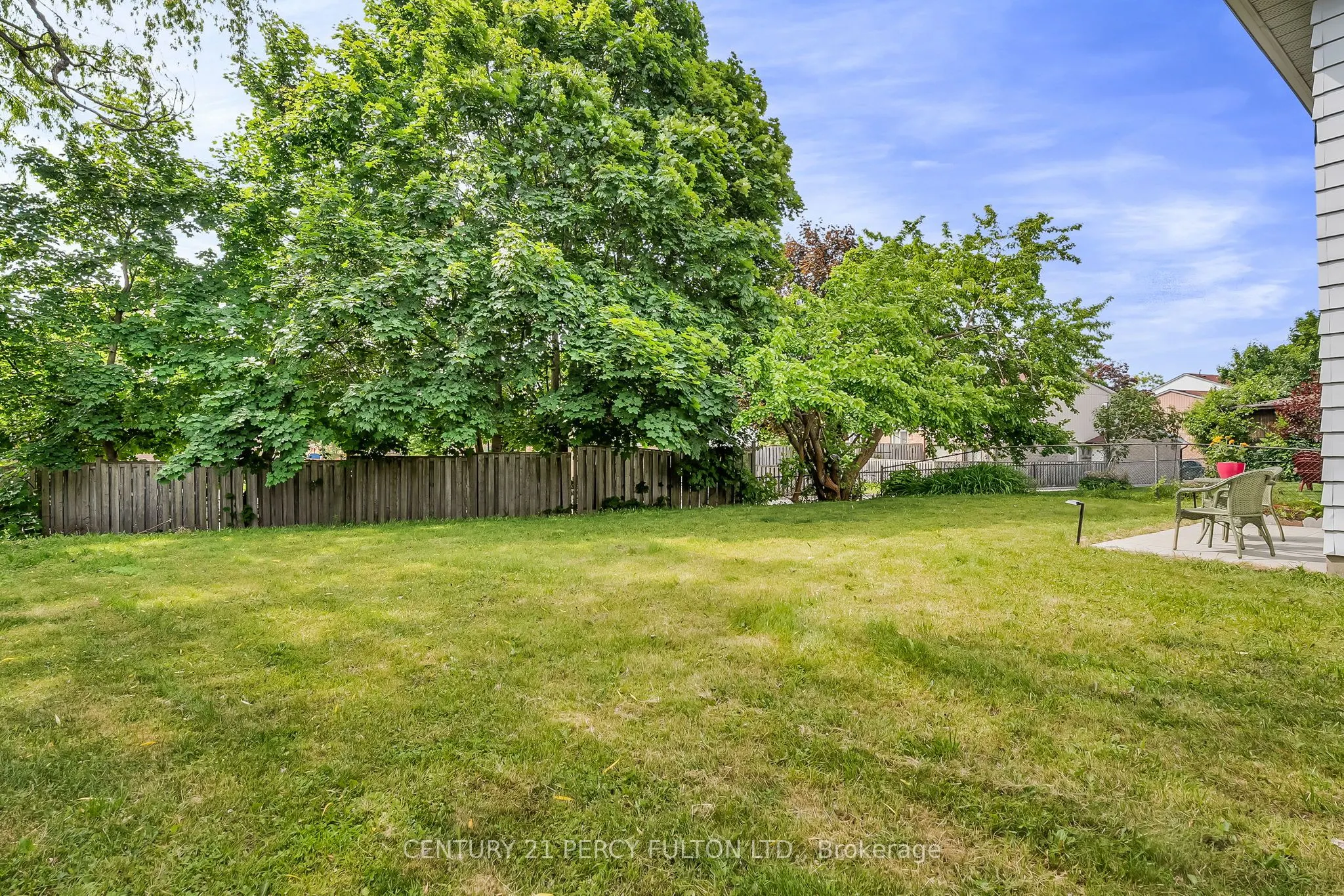 33 Pettibone Square