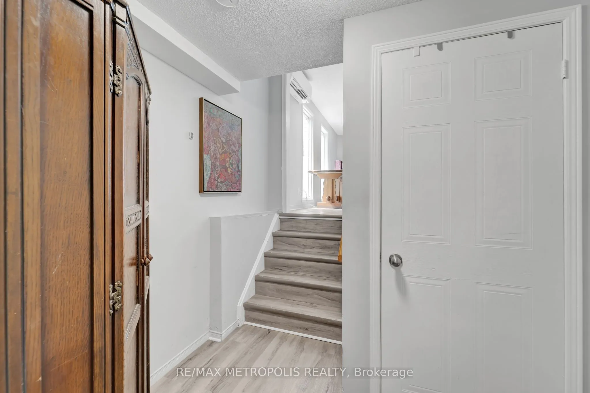 31 Empire Crescent, #MAIN