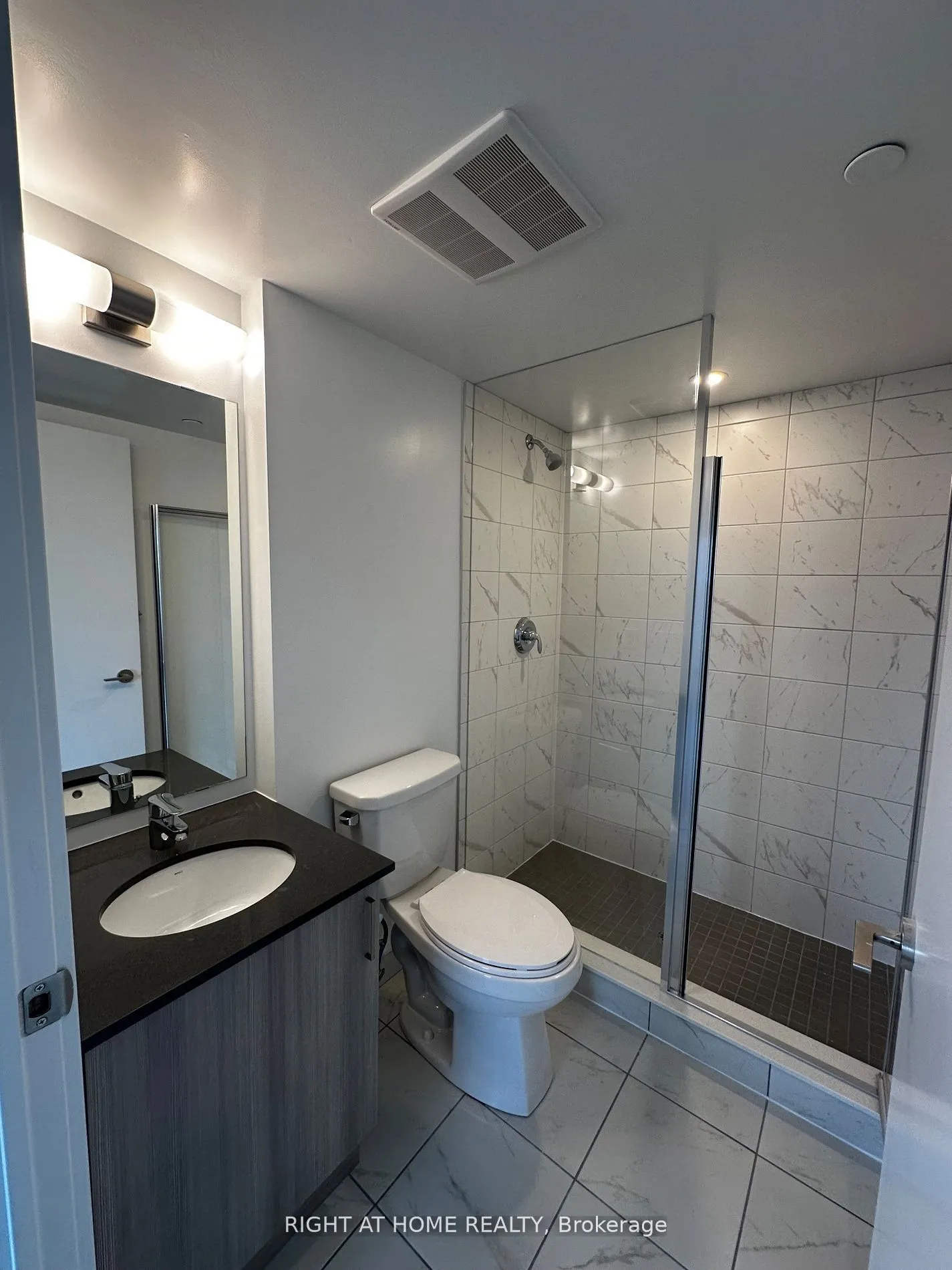 1435 Celebration Drive, #902