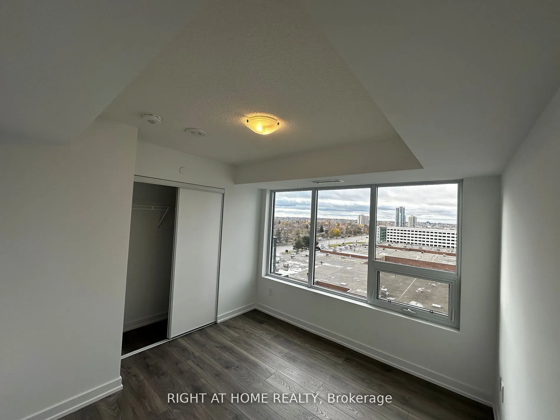 1435 Celebration Drive, #902