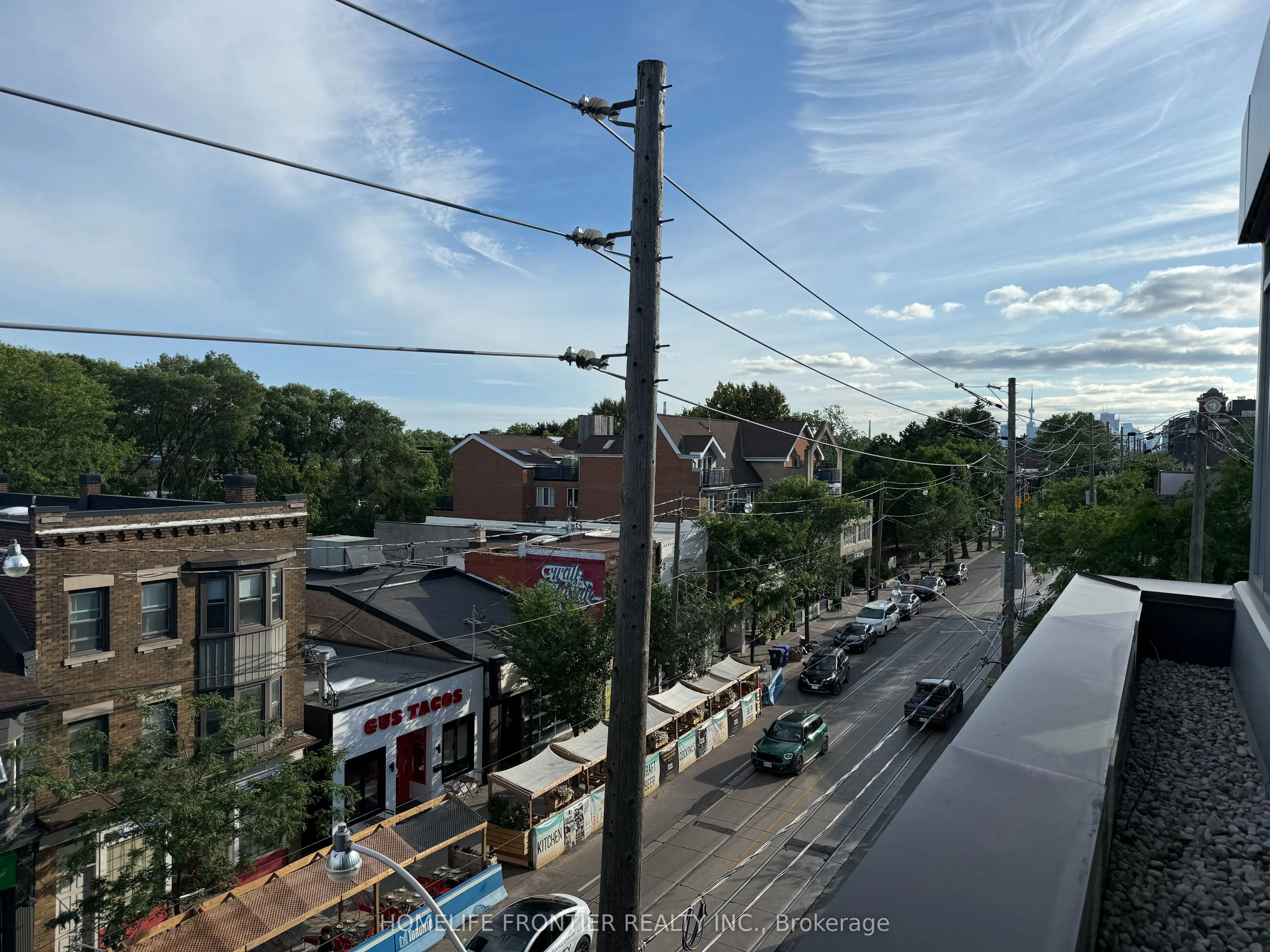 1960 Queen Street E, #5