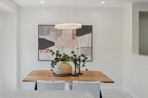 20 Regatta Crescent