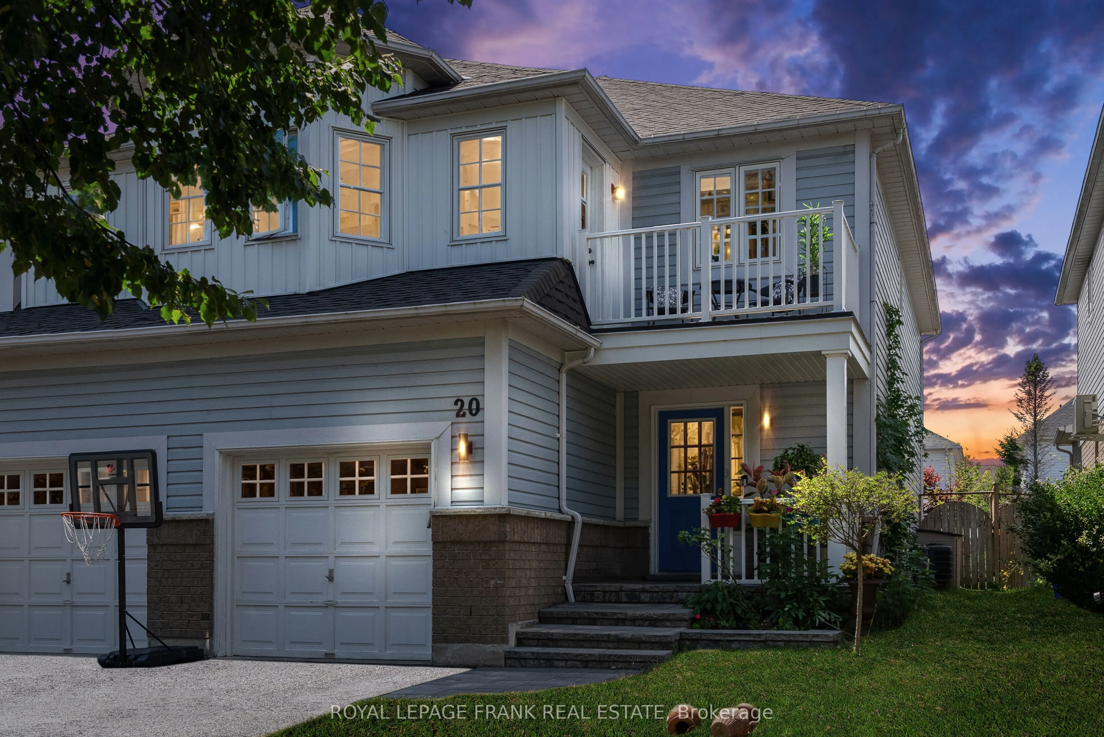 20 Regatta Crescent
