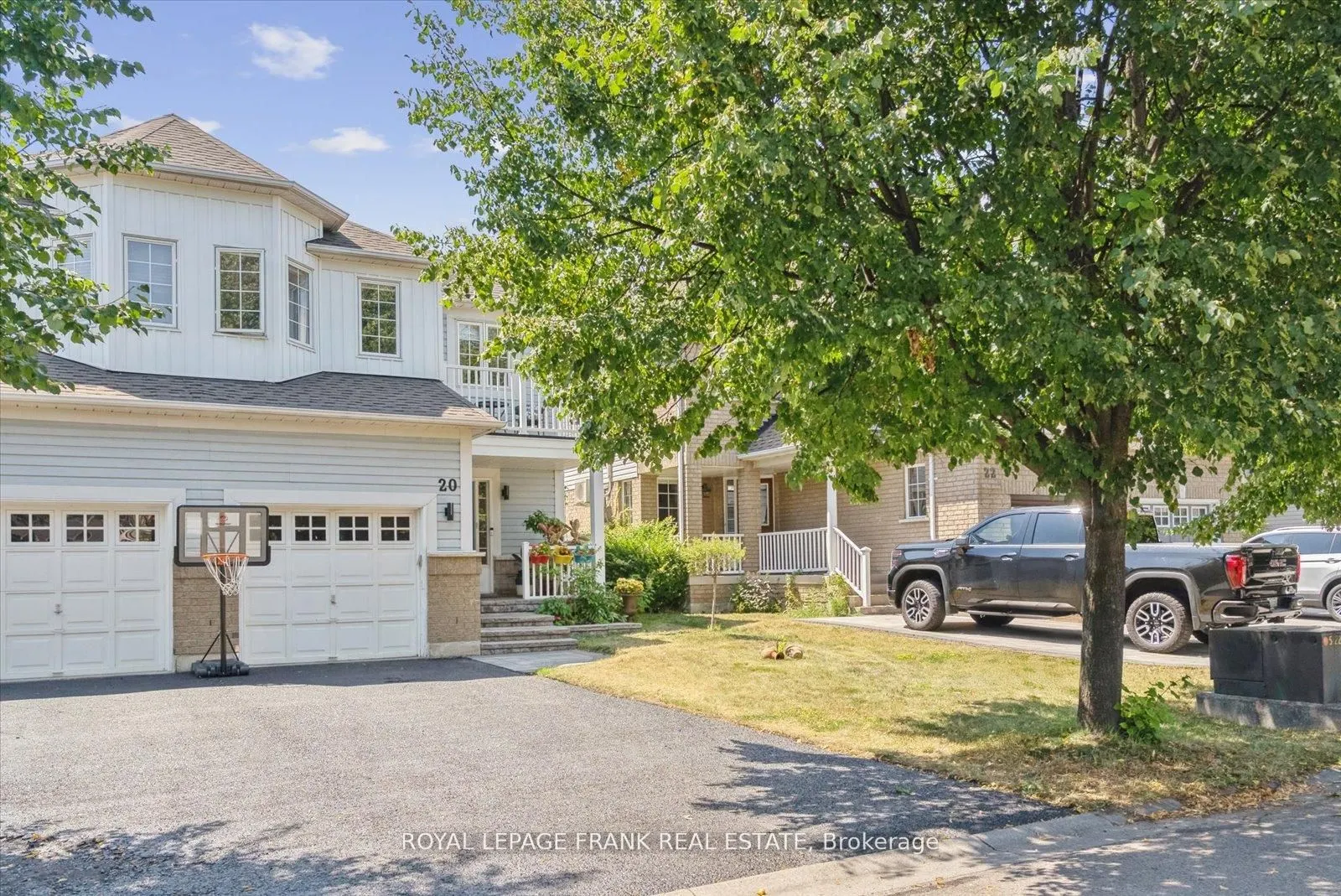 20 Regatta Crescent