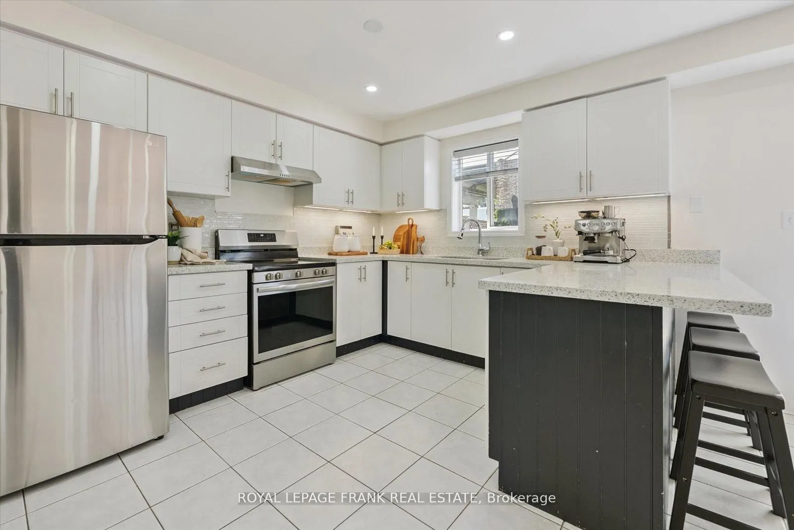 20 Regatta Crescent