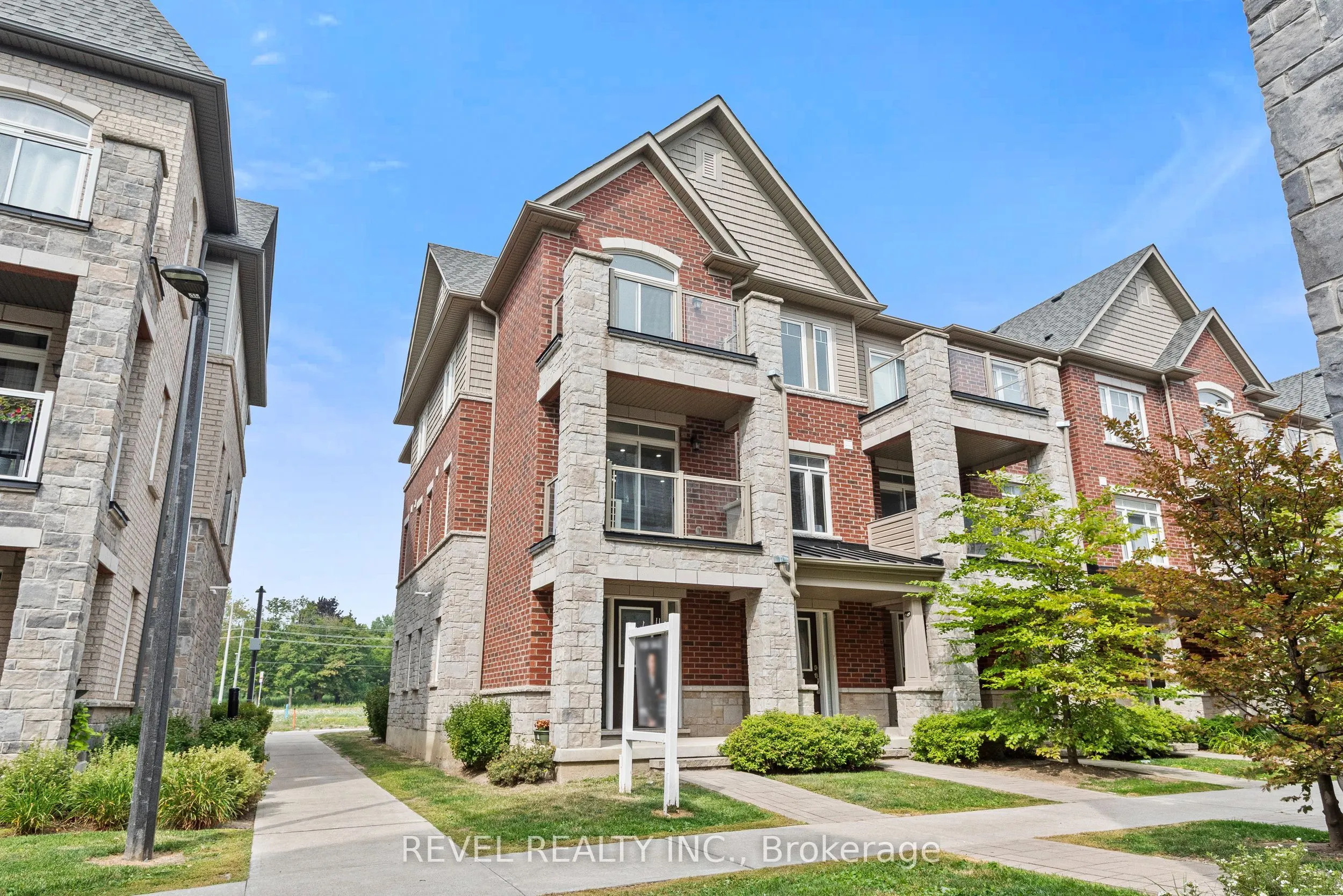 2621 Garrison Crossing, #222