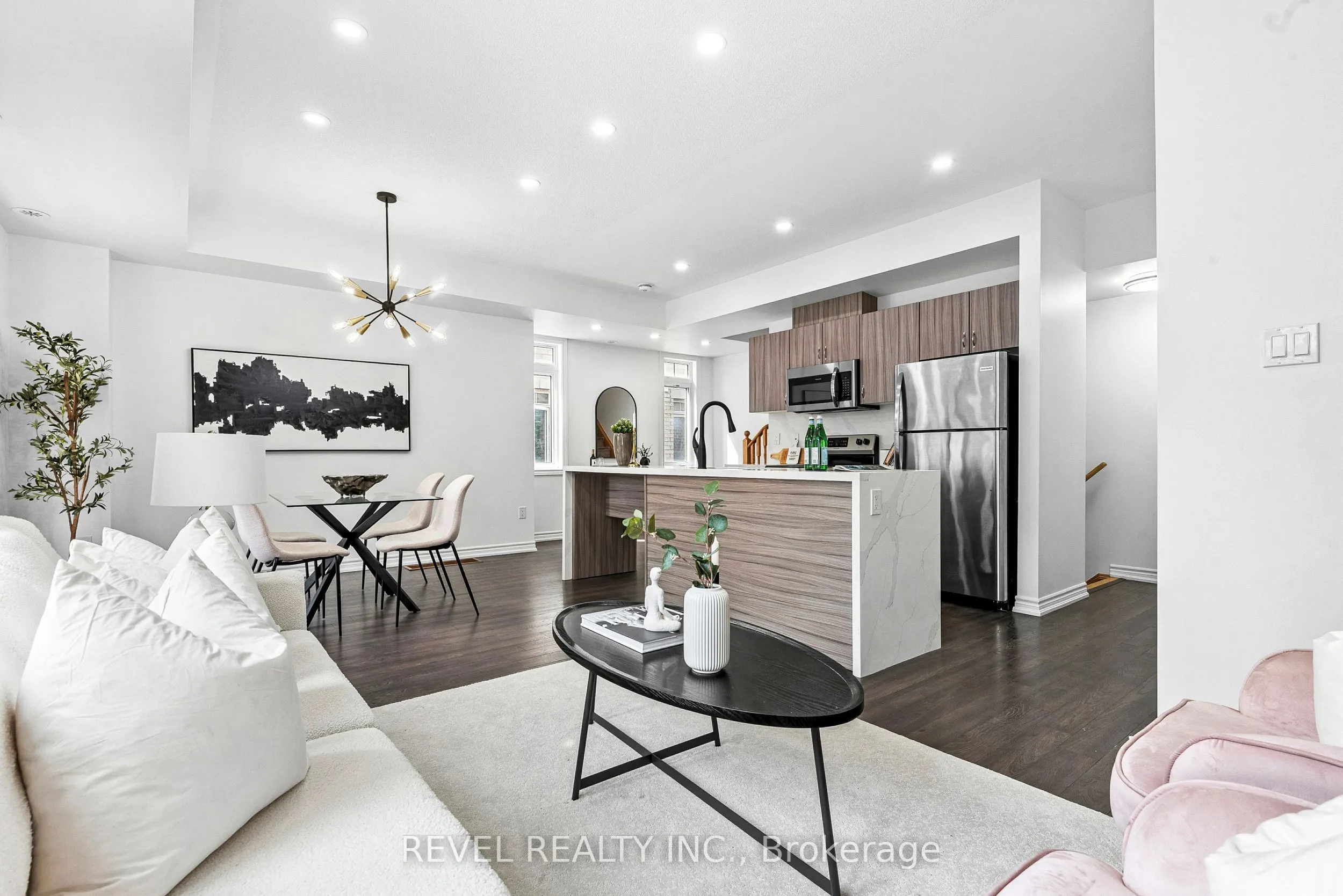2621 Garrison Crossing, #222