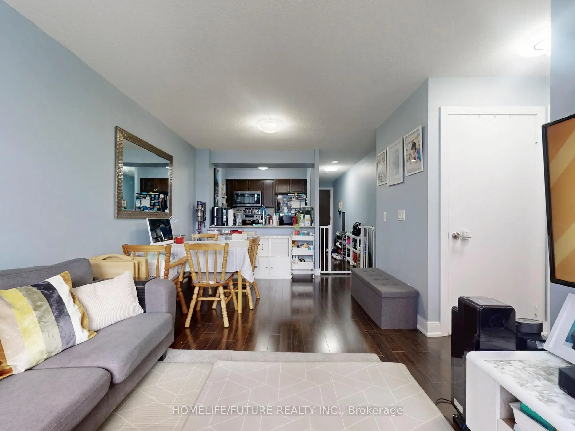 135 Village Green Square, #219
