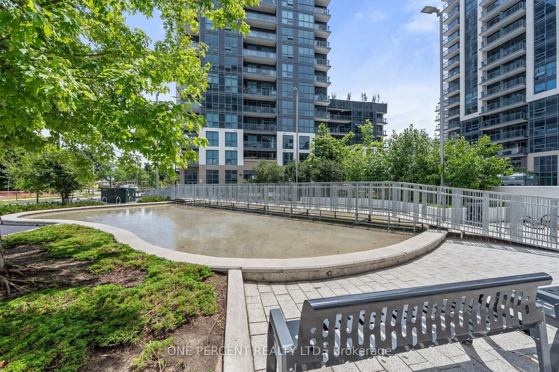 20 Meadowglen Place, #2108