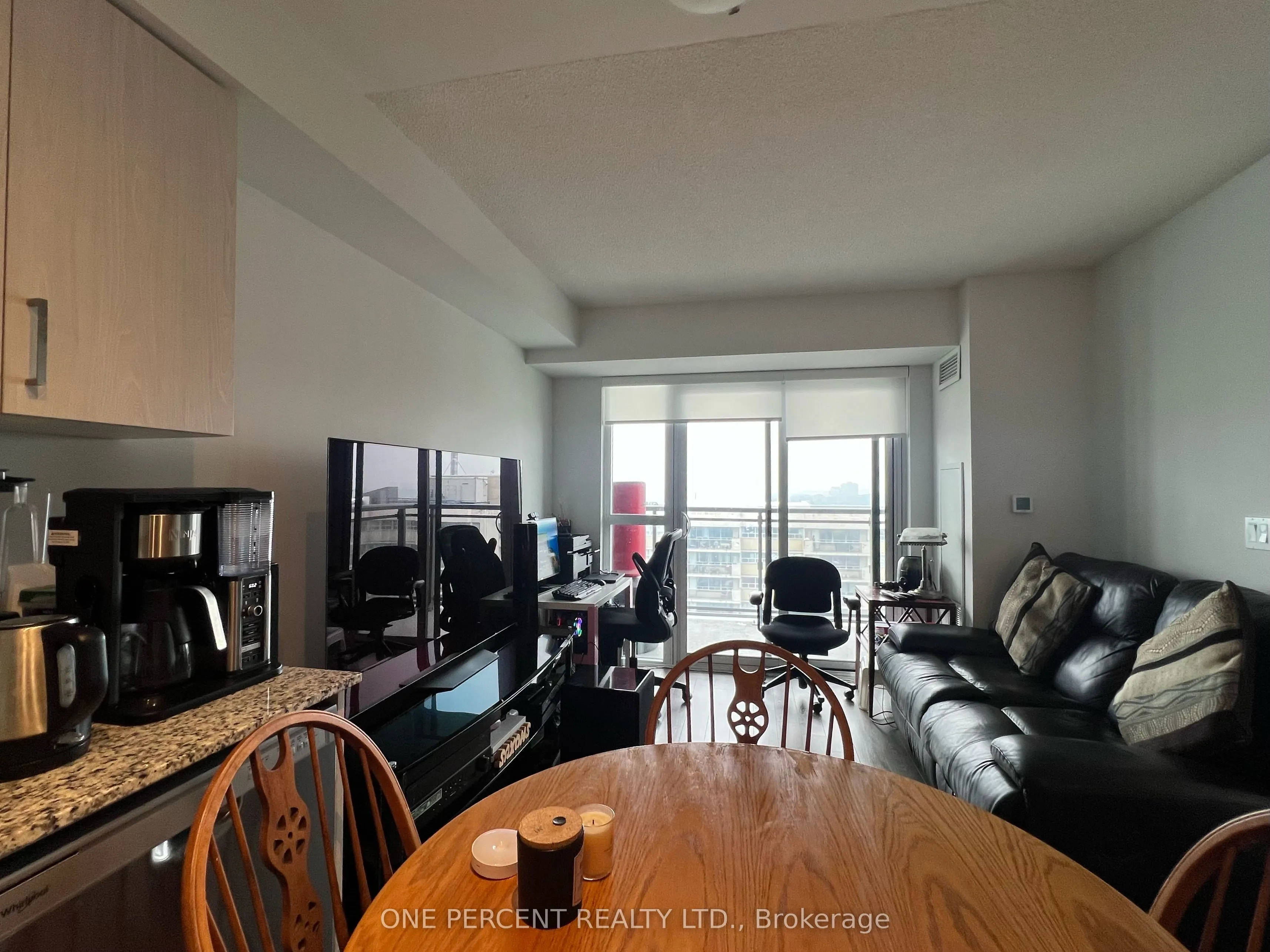 20 Meadowglen Place, #2108